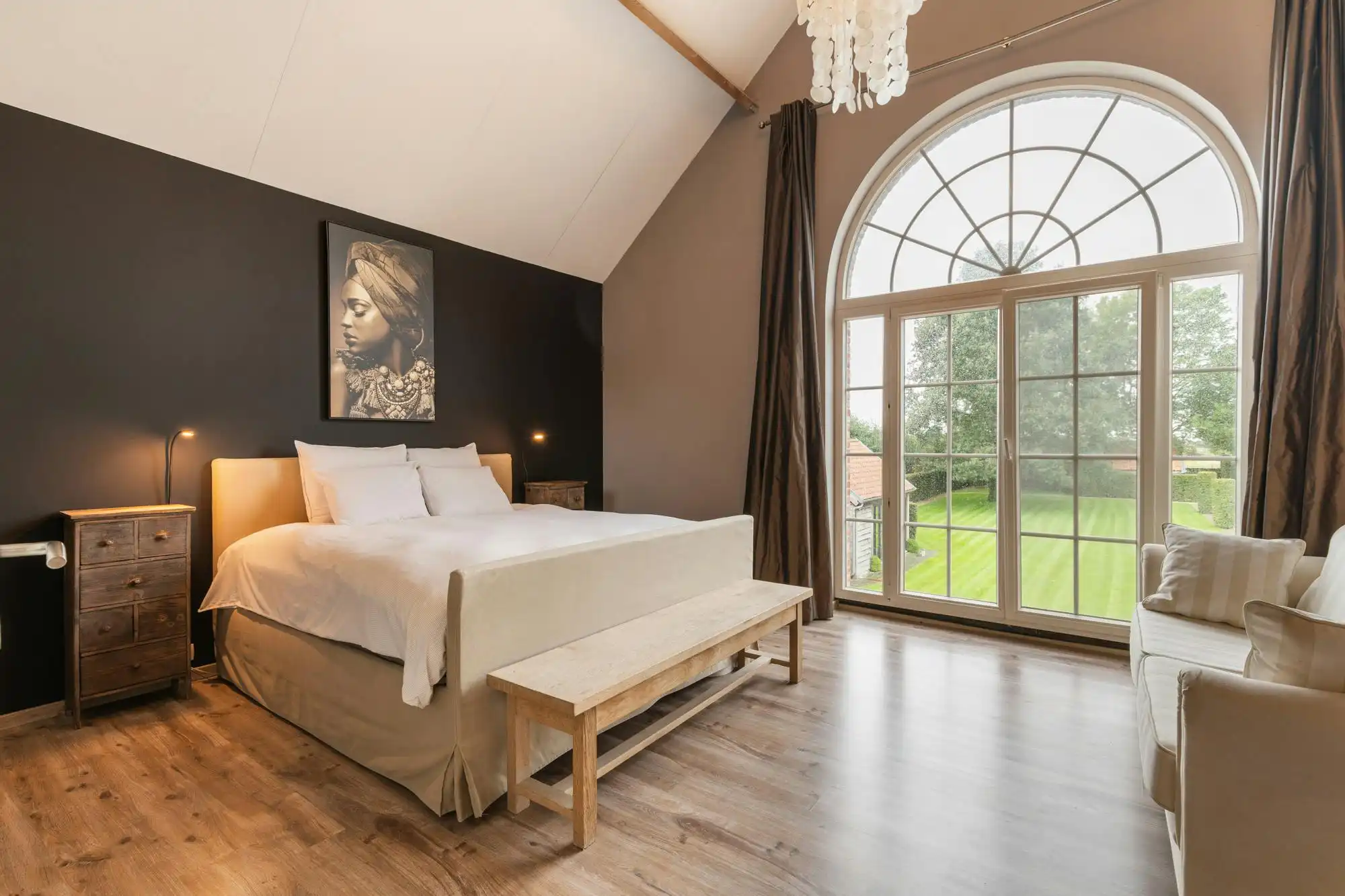 Woonst met B&B en appartement te koop in Minderhout foto 10