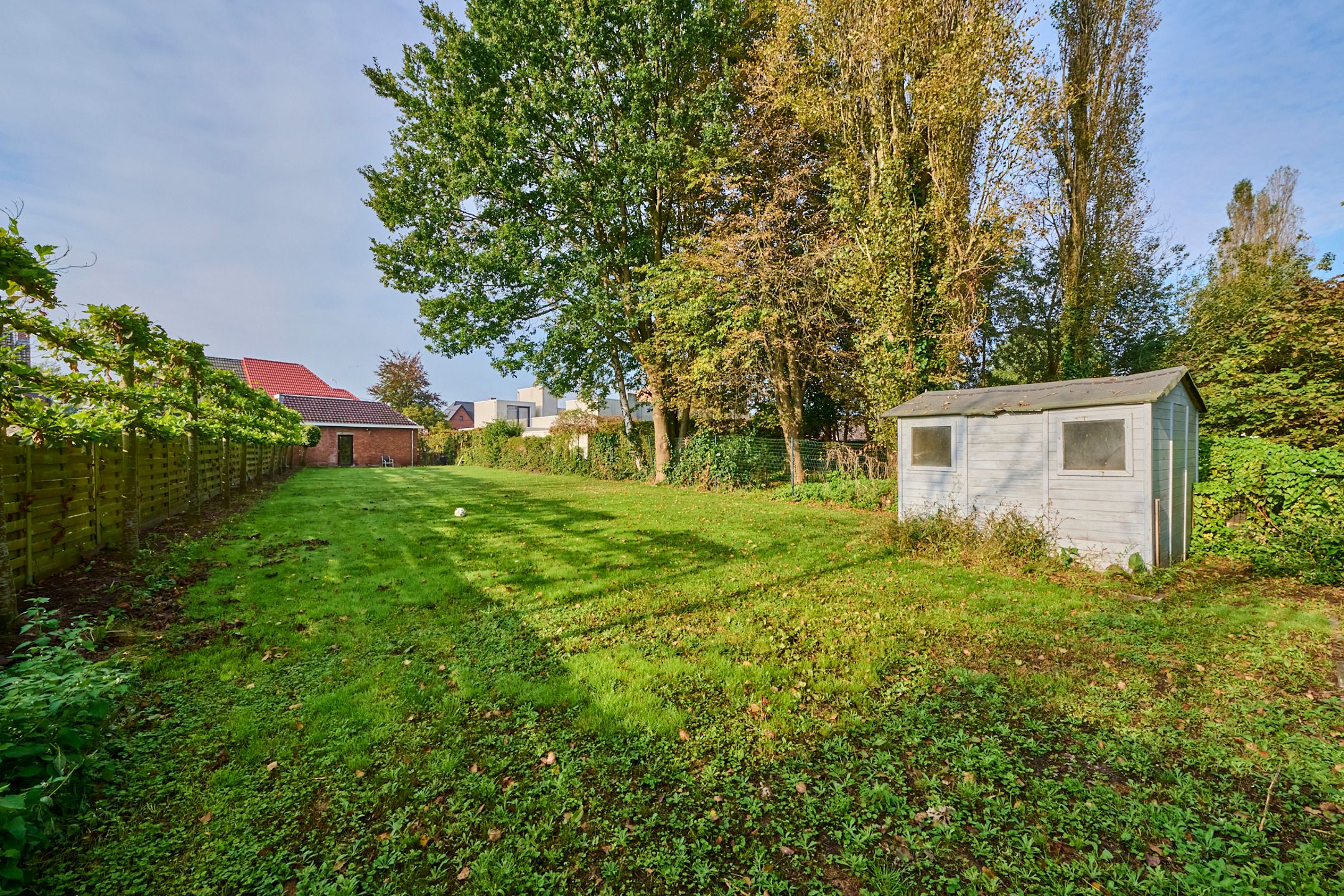 Gerenoveerde gezinswoning in Kermt op ruim perceel foto 16