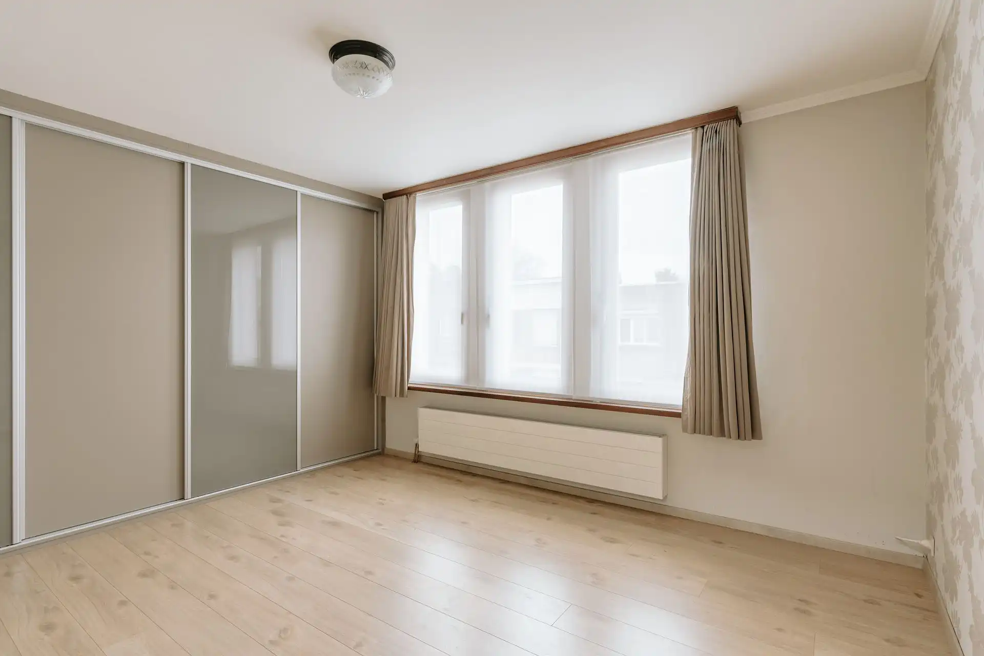 Instapklare woning in gezellige woonwijk! foto 13