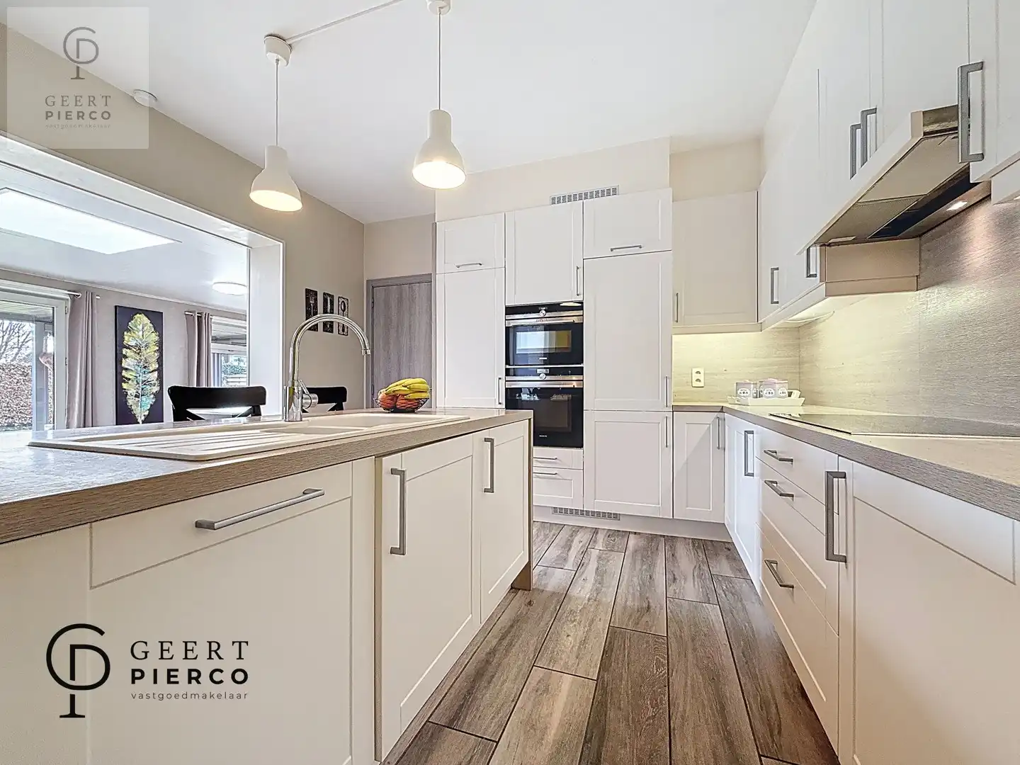 Knappe gerenoveerde gezinswoing foto 26