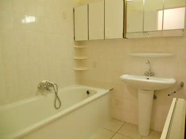 APPARTEMENT TE HUUR MET 1/2 SLPK IN VOLLE CENTRUM DIEST foto 7