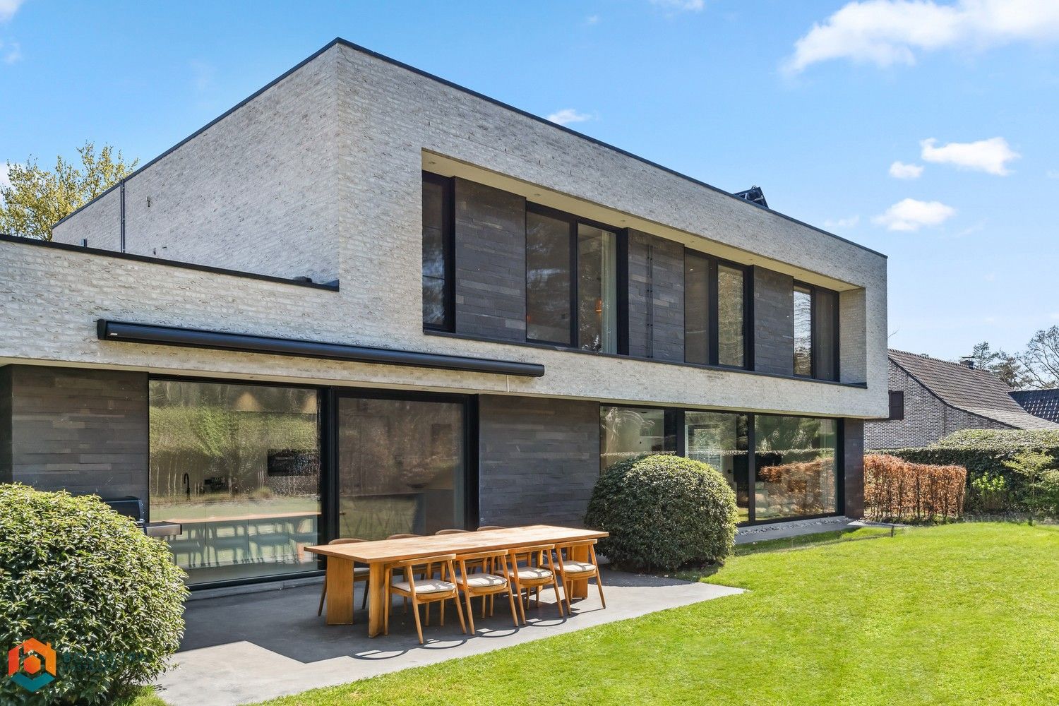 Prachtige en energiezuinige villa (410 m² bewoonbaar) op een perceel van 1732 m² te Keerbergen foto 15