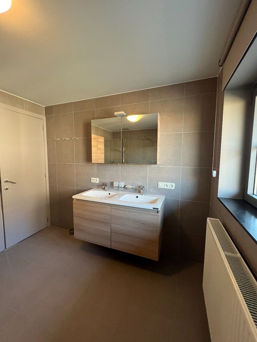 NIEUWBOUWWONING MET 3 SLAAPKAMERS, TUIN EN GARAGE IN ELVERDINGE foto 20