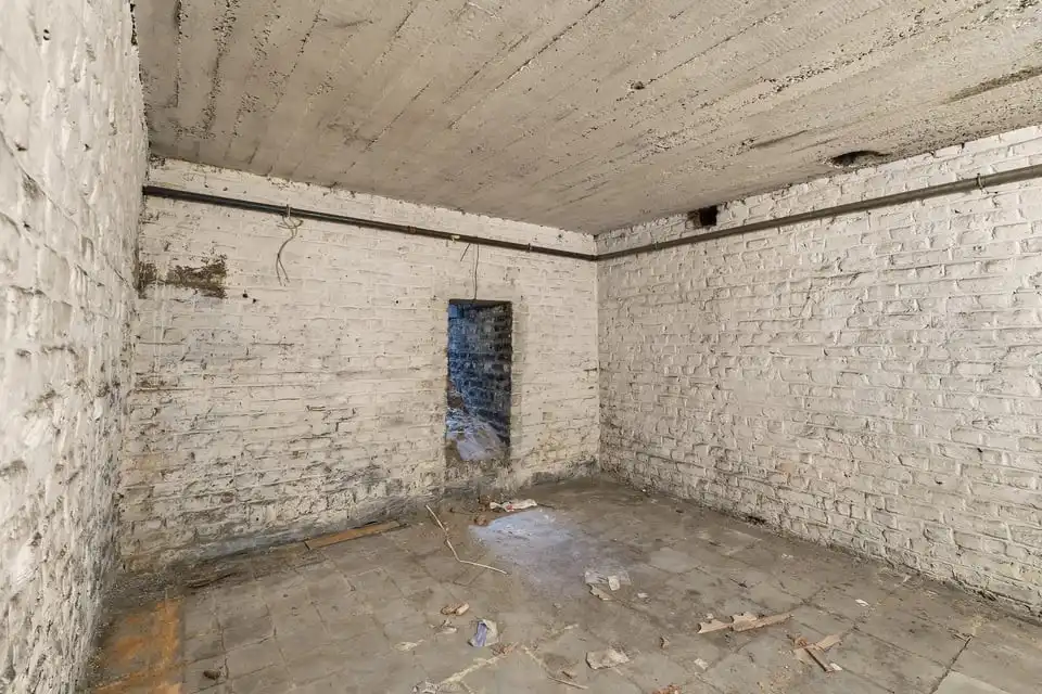 AUTHENTIEK TE RENOVEREN HERENHUIS IN SINT-TRUIDEN. foto 28