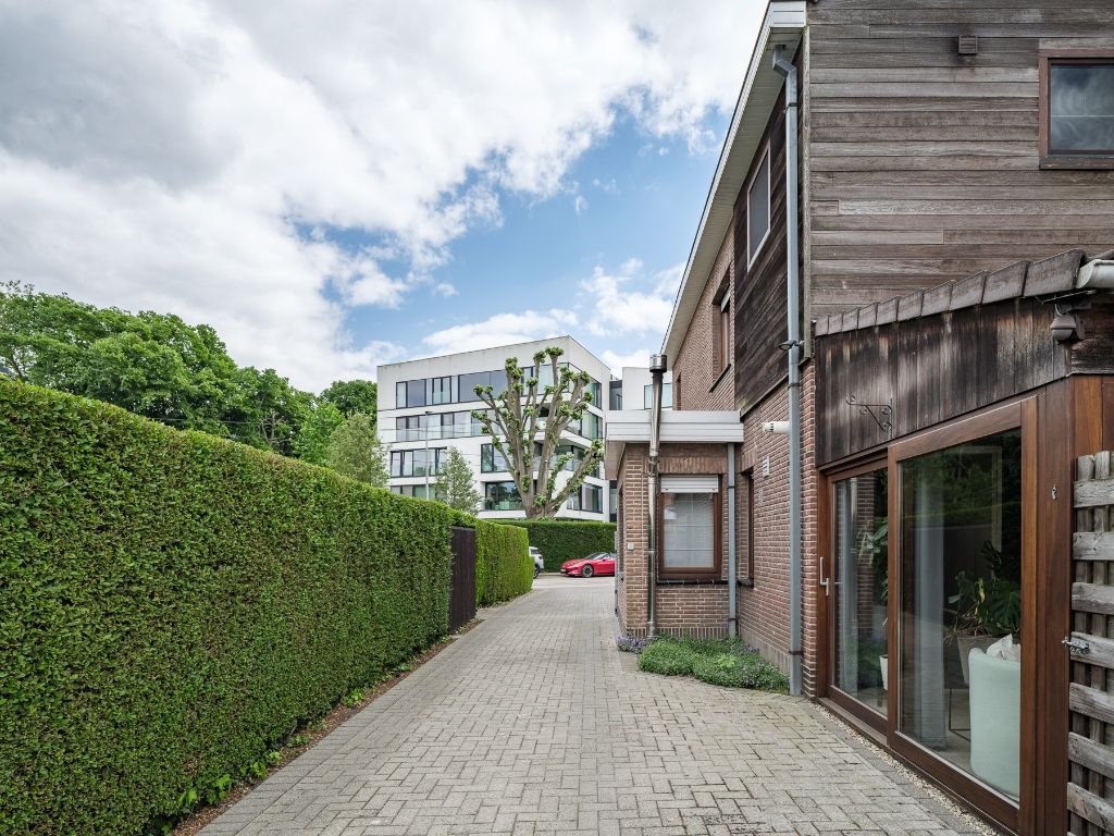 Stijlvolle, kleinschalige opbrengsteigendom met 3 entiteiten, meerdere parkeergelegenheden en tuin nabij de Sterre en het station Gent-Sint-Pieters. foto 20