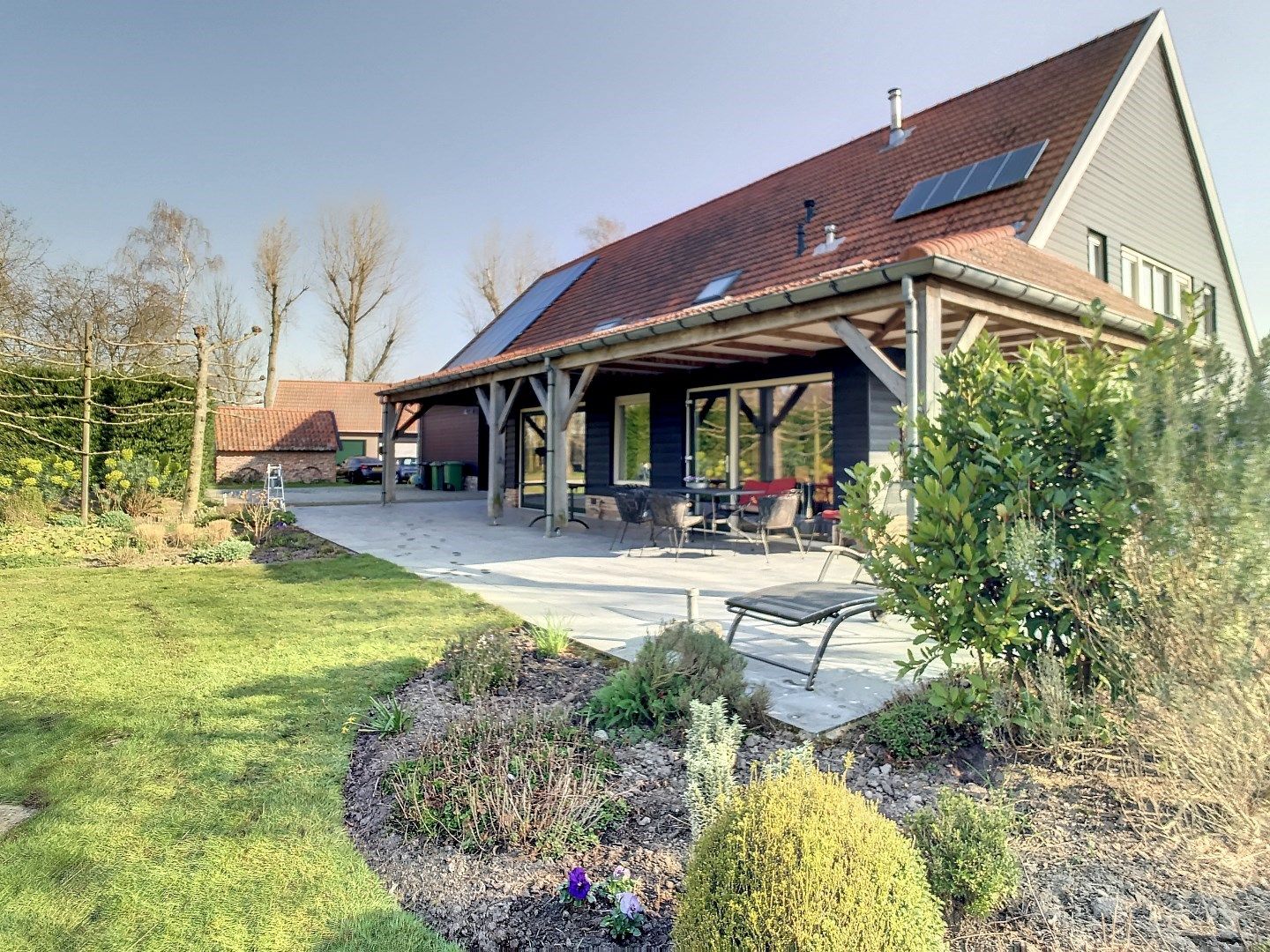 Woonboerderij met boerderijwoning en woonschuur foto 3