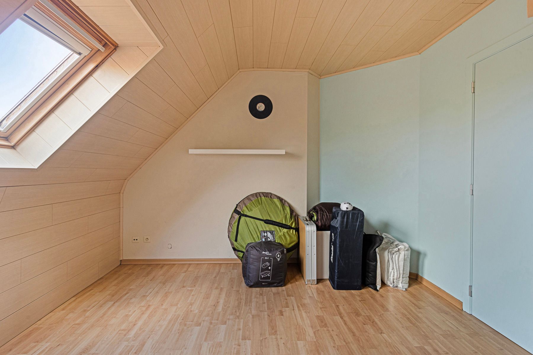 Instapklare woning met 4 slaapkamers ! foto 21