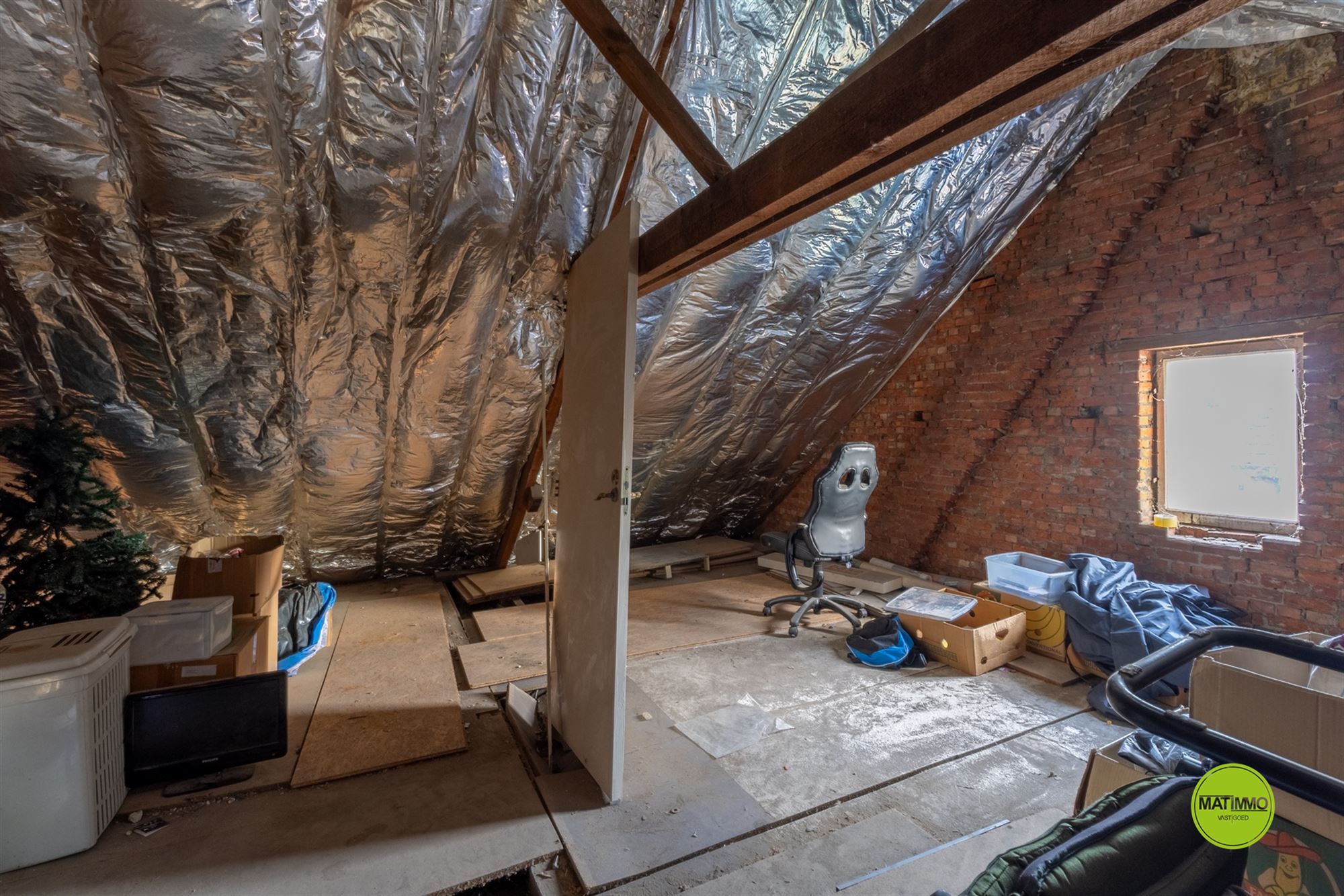 Charmante, halfopen bebouwing met 3 slaapkamers in Beringen foto 12