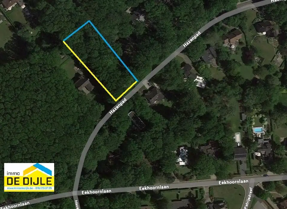 Exclusief perceel bouwgrond te Hoog-Linden foto {{pictureIndex}}
