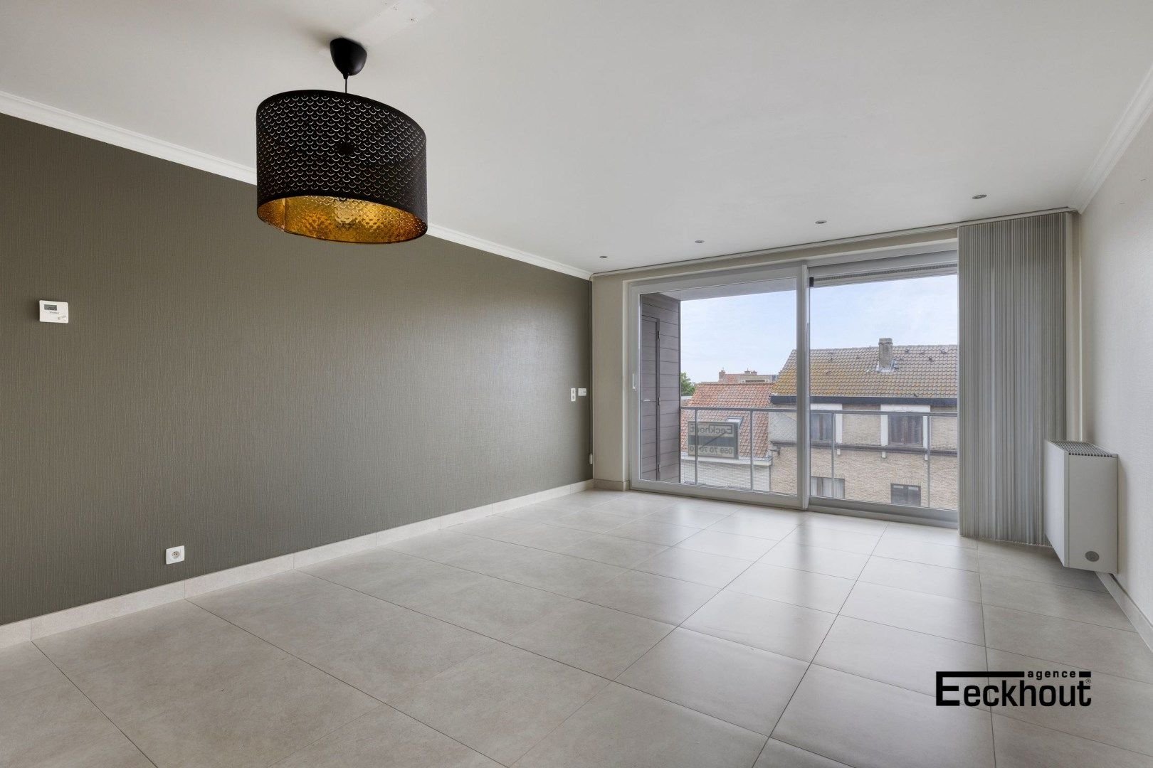 Verzorgd en modern appartement met zonnig terras foto 5