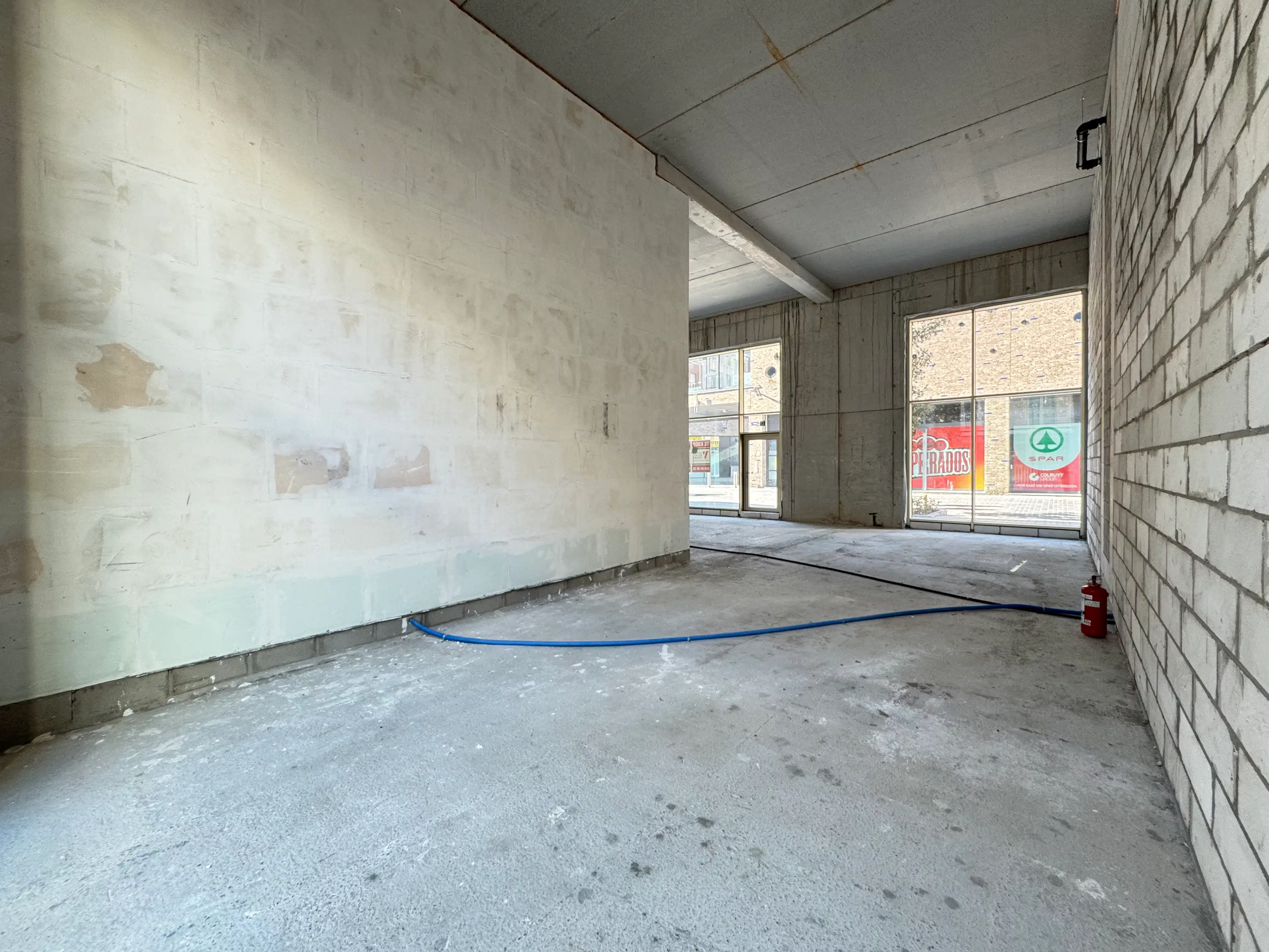 Hoekhandelspand 199m² foto 4