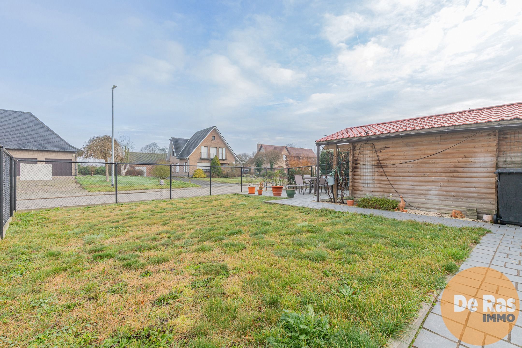 OORDEGEM - Instapklare woning met 2 kamers op leuke locatie foto 22