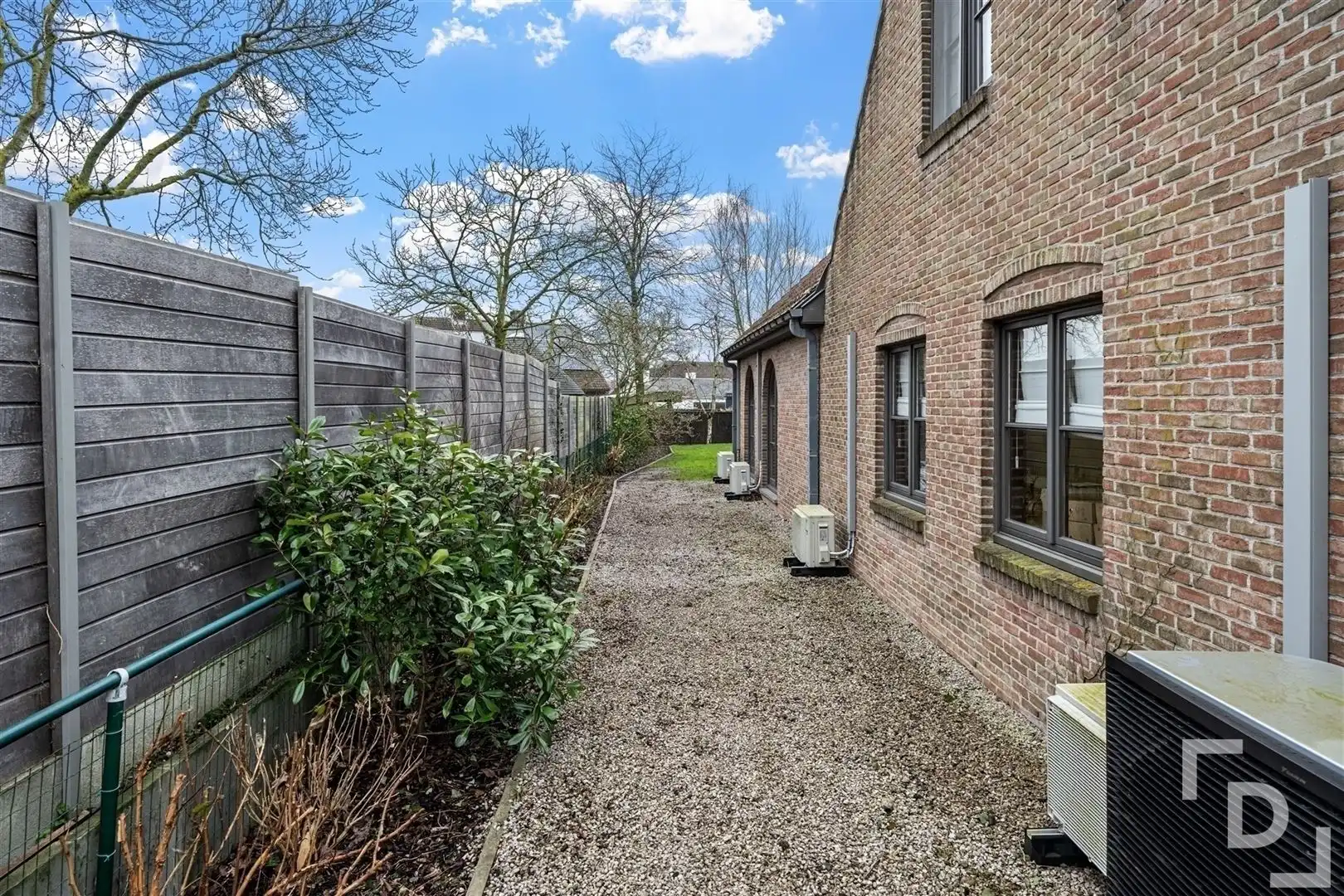 Ruime en energiezuinige villa te koop in Poperinge foto 37