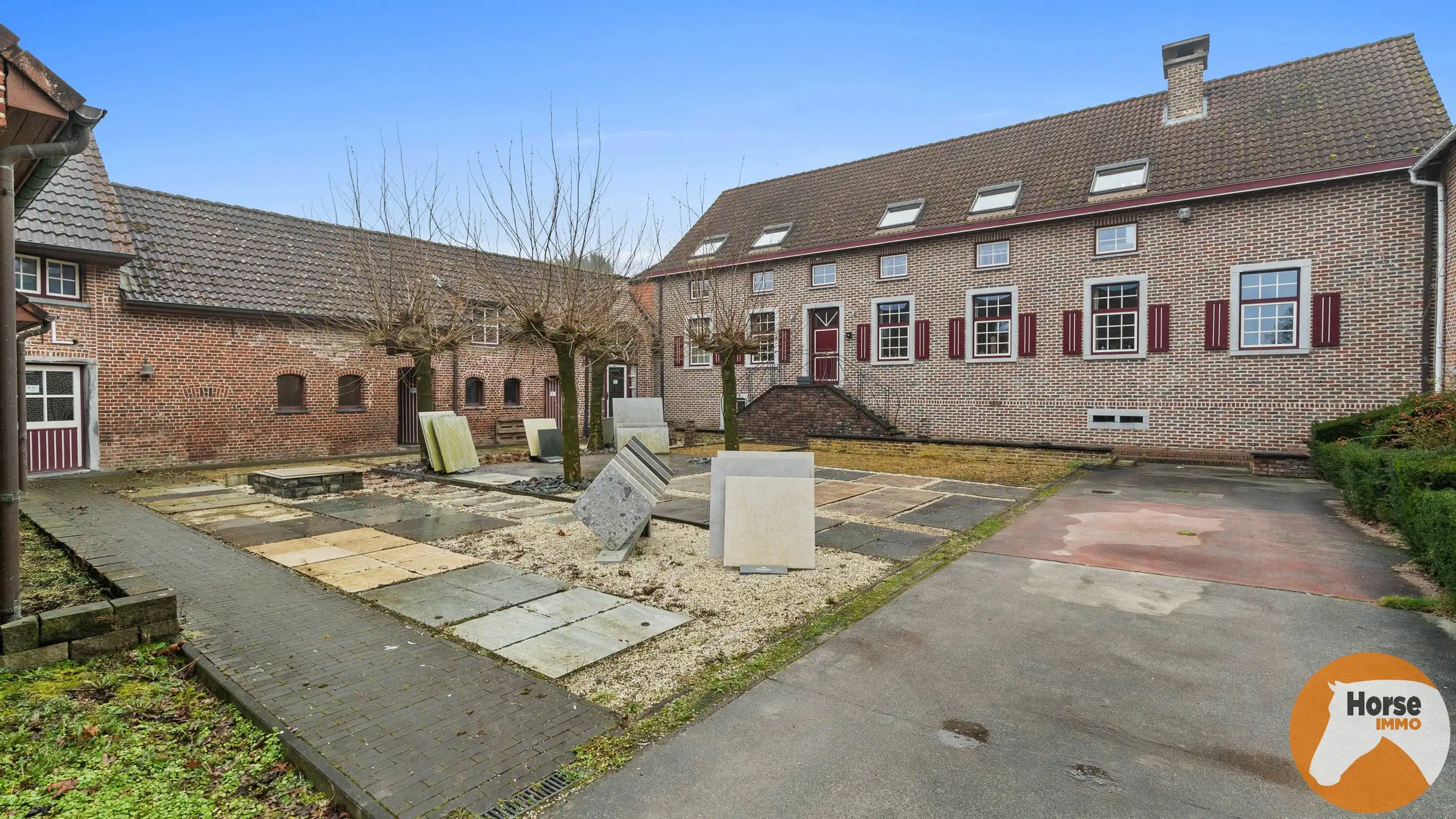 TOLLEMBEEK - Prachtige woning met 3 loodsen op +-2,9ha. foto 35