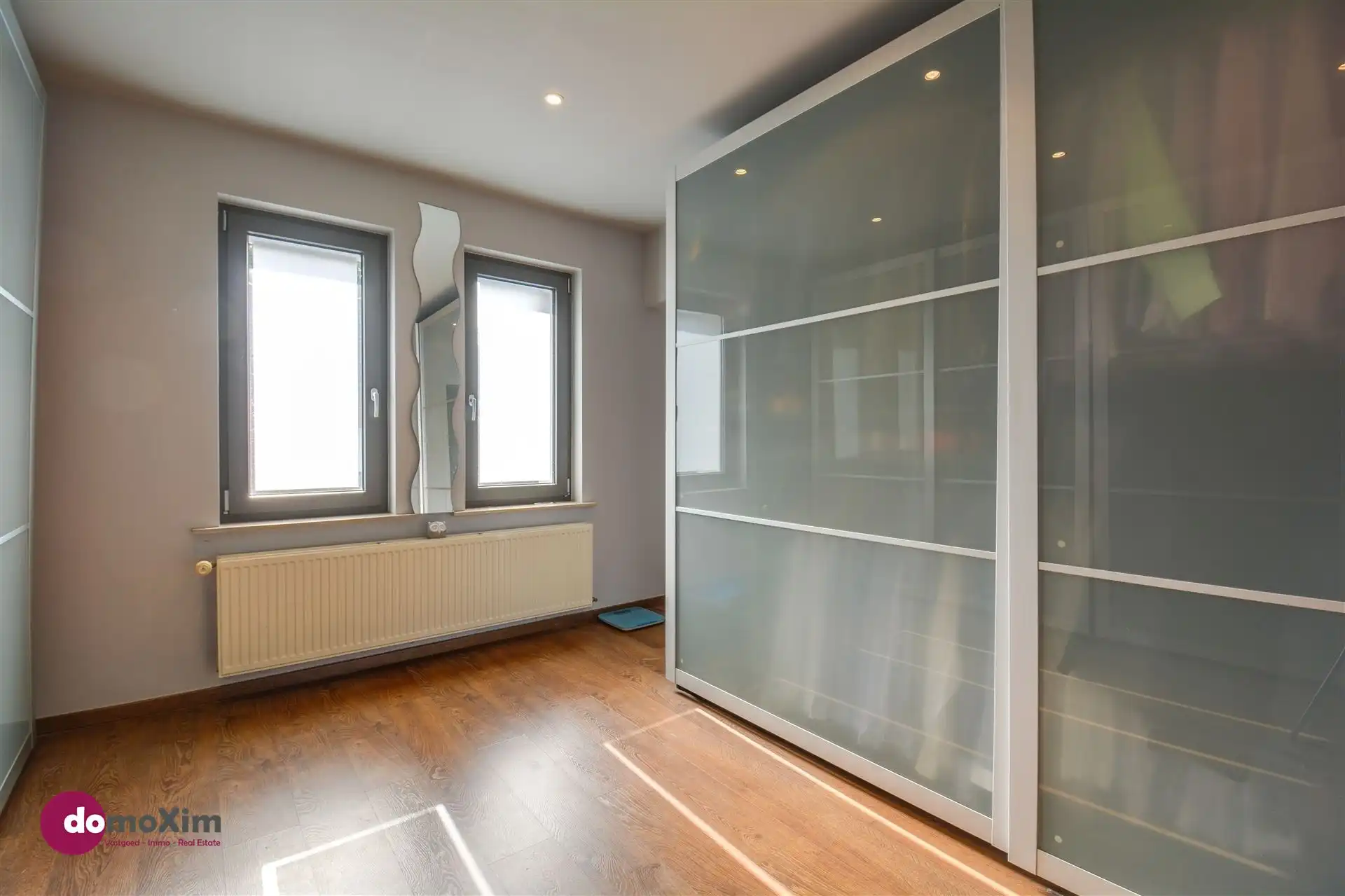 Stijlvol en verrassend ruime woning op wandelafstand van het centrum van Boortmeerbeek foto 14