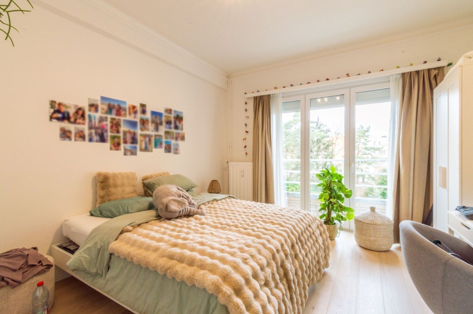 Gerenoveerd opbrengstgebouw - 6 appartementen + 5 garages! foto 12