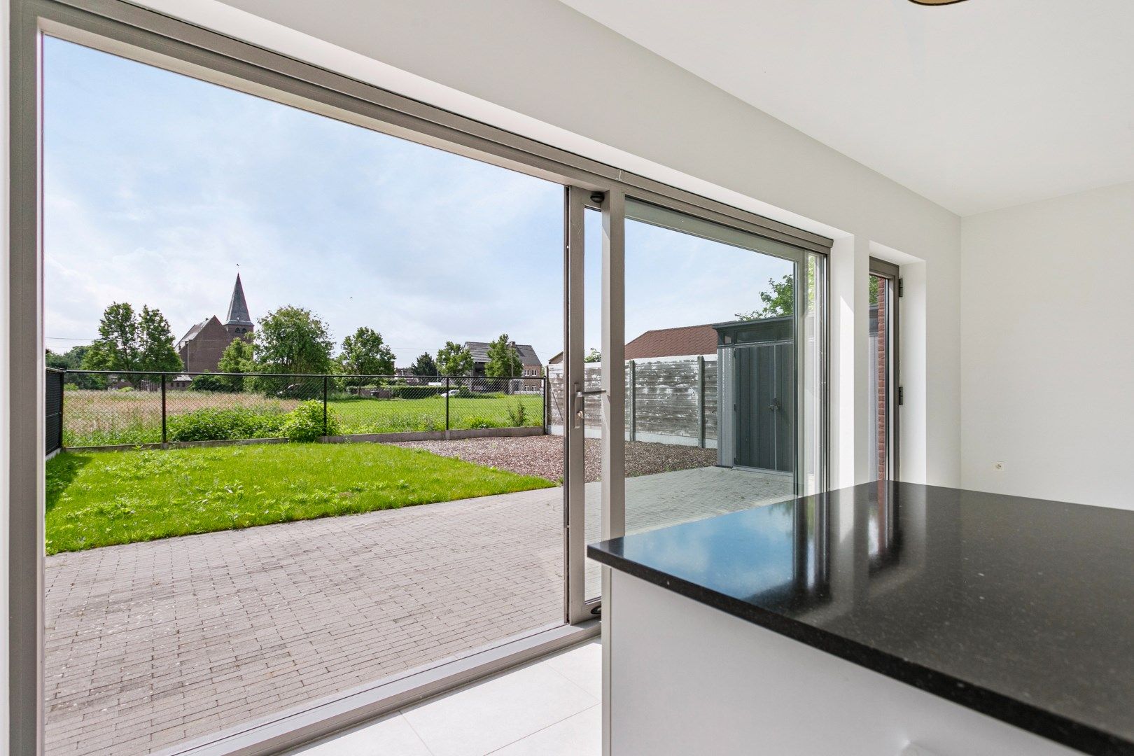 Instapklare woning met 3 slpks in een rustig en kindvriendelijke omgeving te Mol - Ezaart !  foto 8