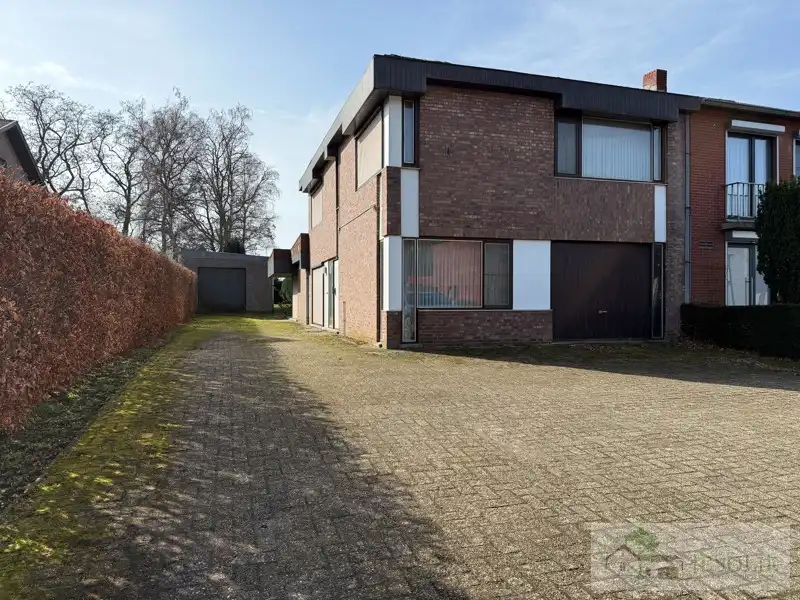 Gezinswoning op 10a69ca - 4 slpk + extra's foto 2