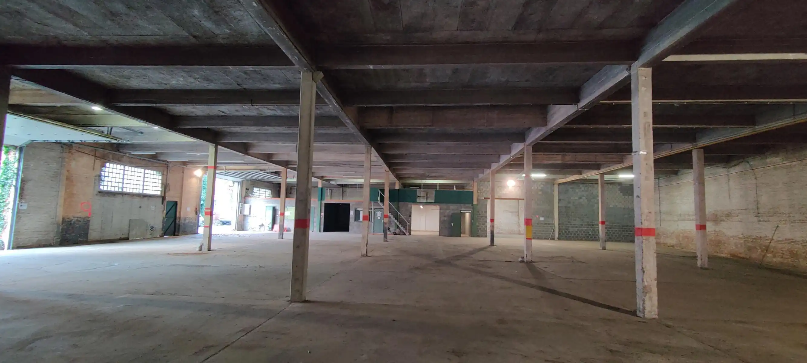 Charmant atelier met opslagruimte op een unieke locatie foto 4