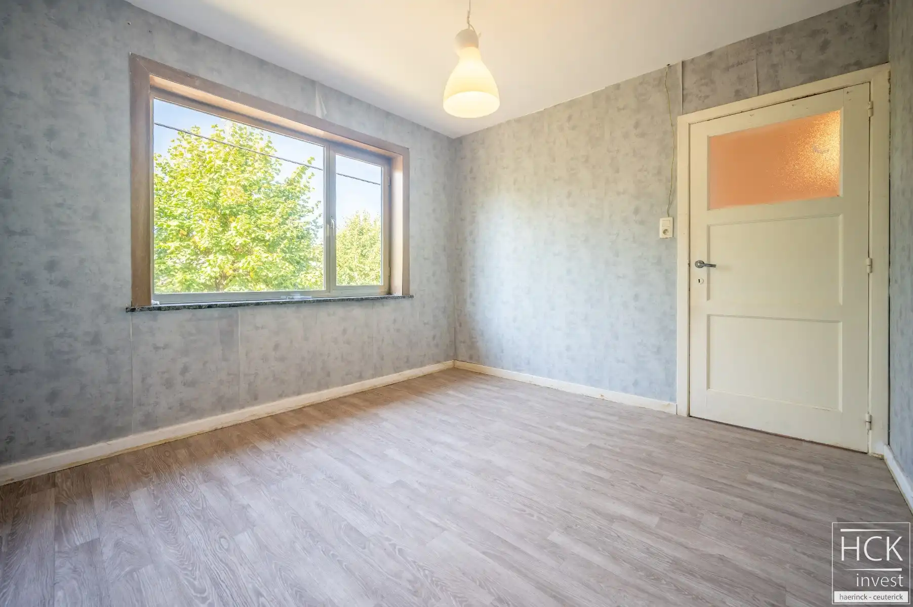 ZULTE - Charmante te renoveren woning met 3 SLPK, garage & 2 zolders!! foto 22