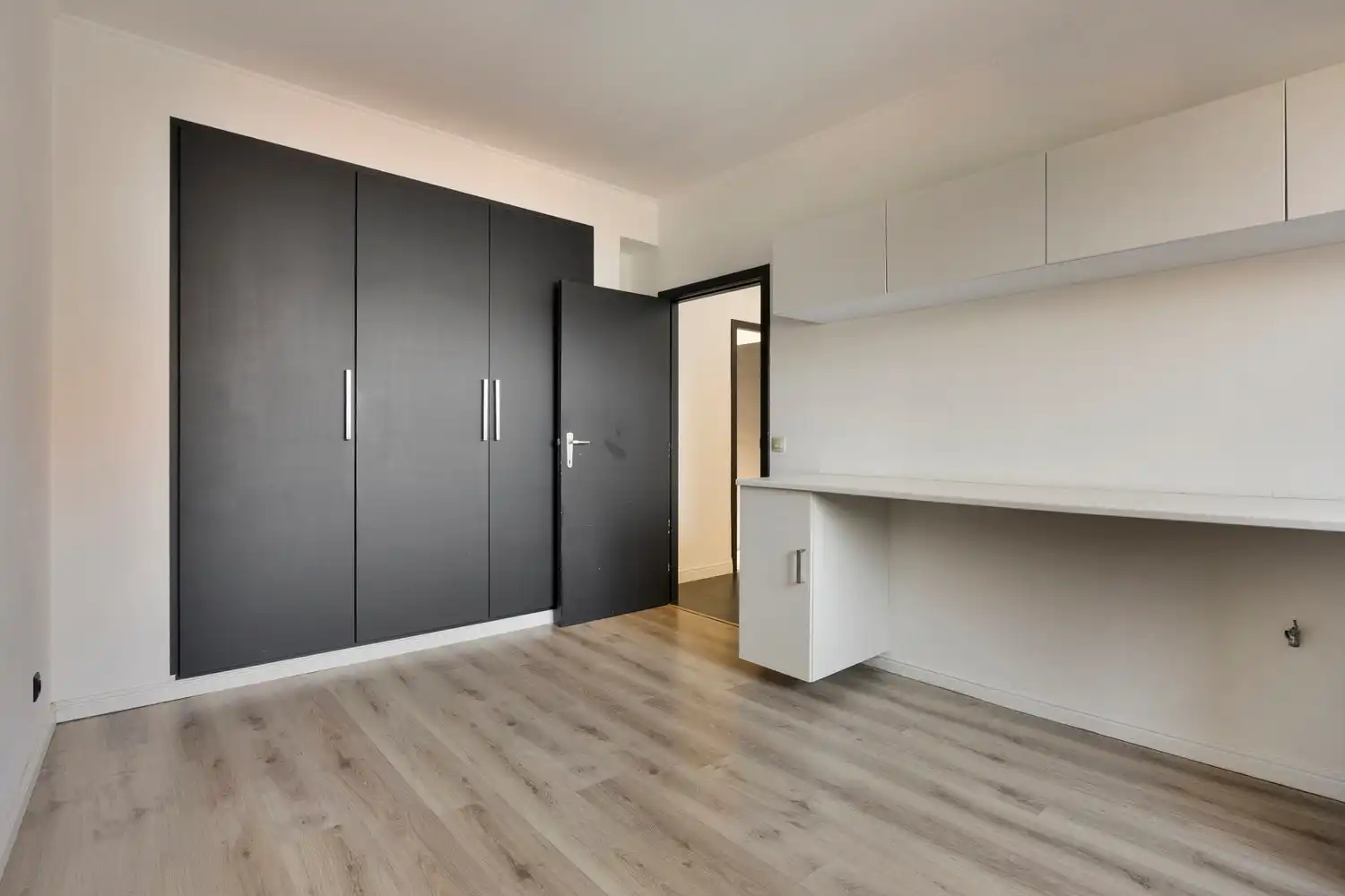 RUIM EN VOLLEDIG GERENOVEERD APPARTEMENT IN HET CENTRUM VAN DIEST! foto 24