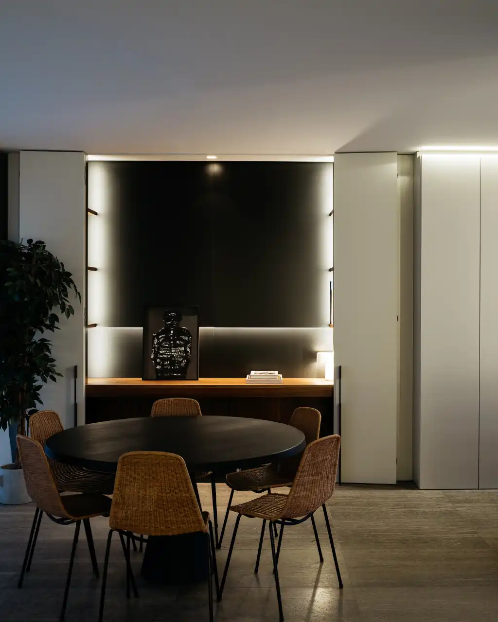 High-end duplexpenthouse met drie terrassen, gelegen in een architecturaal hoogstaand gebouw naar ontwerp van Element Architecten. foto 8