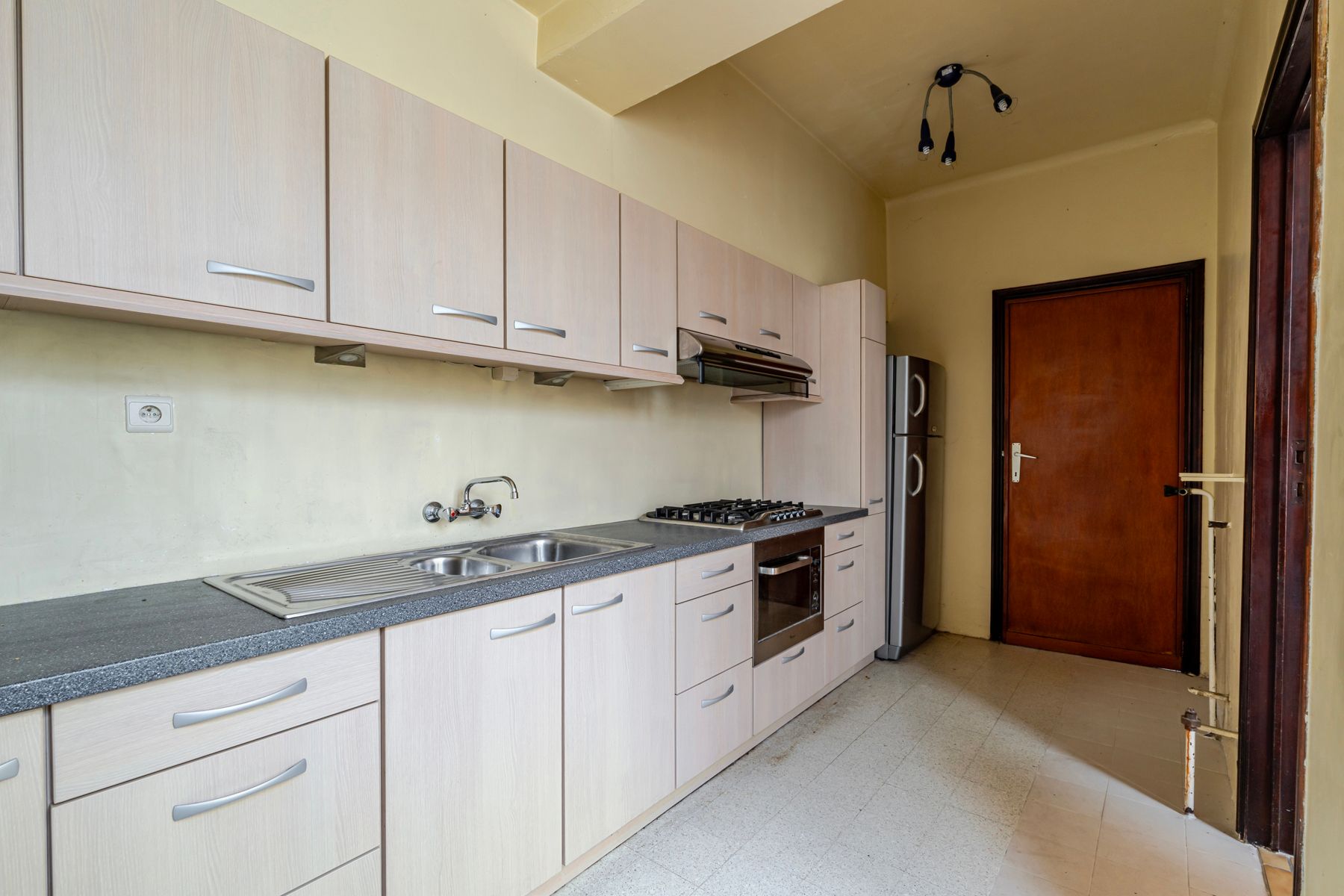 Huis 3 slaapkamers, grote zolder en grote tuin te Grimbergen foto 11