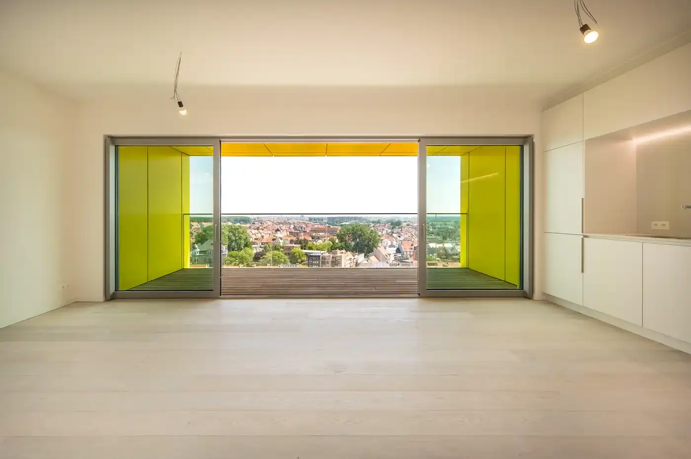 Nieuwbouw appartement met ruim zonnig terras en panoramische zichten foto 3