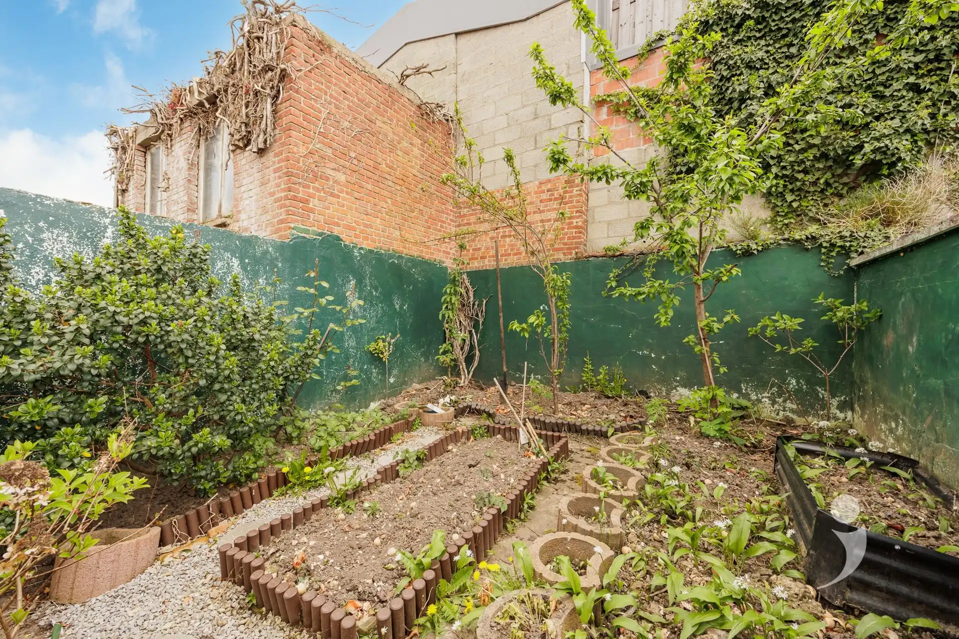 Zeer ruime woning aan de Becker-Remyplein! foto 8