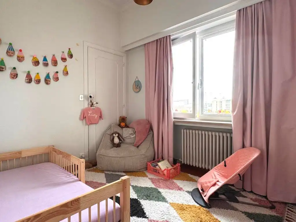 Lumineus art deco appartement met 3 slaapkamers langsheen het Zuidpark. foto 10