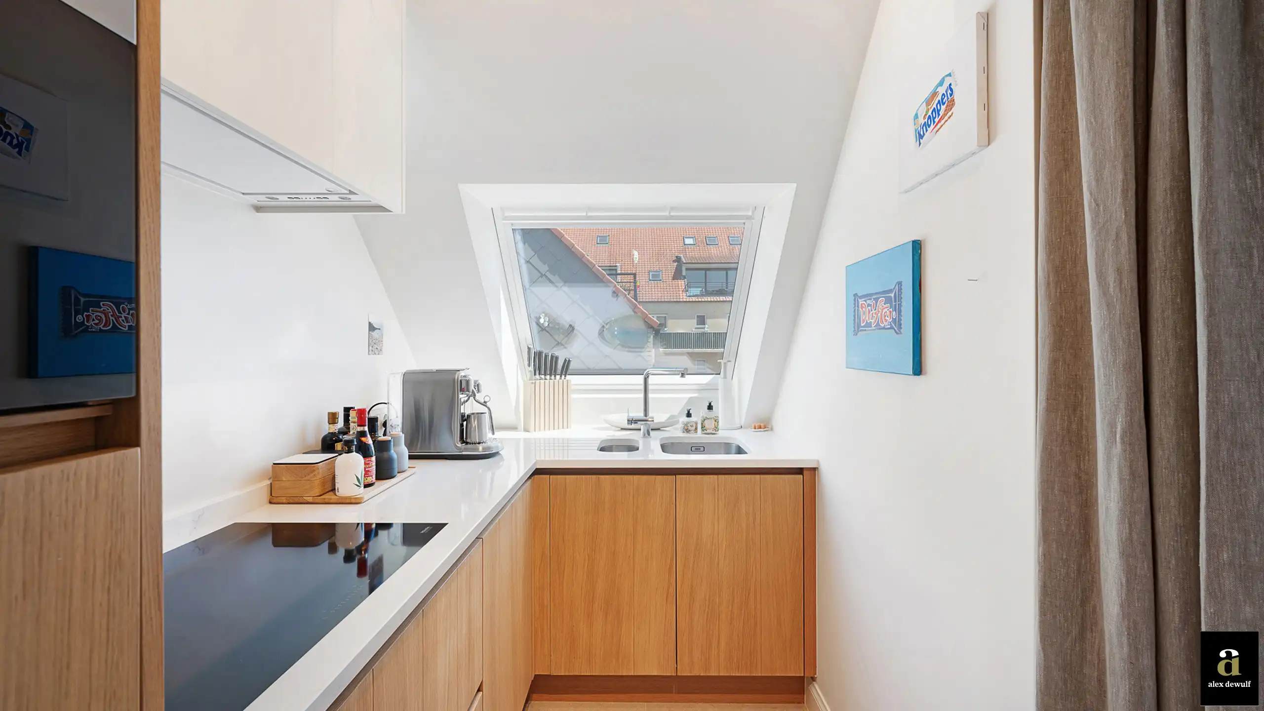 Prachtig afgewerkt duplexappartement met terras en zijdelings zeezicht. foto 11