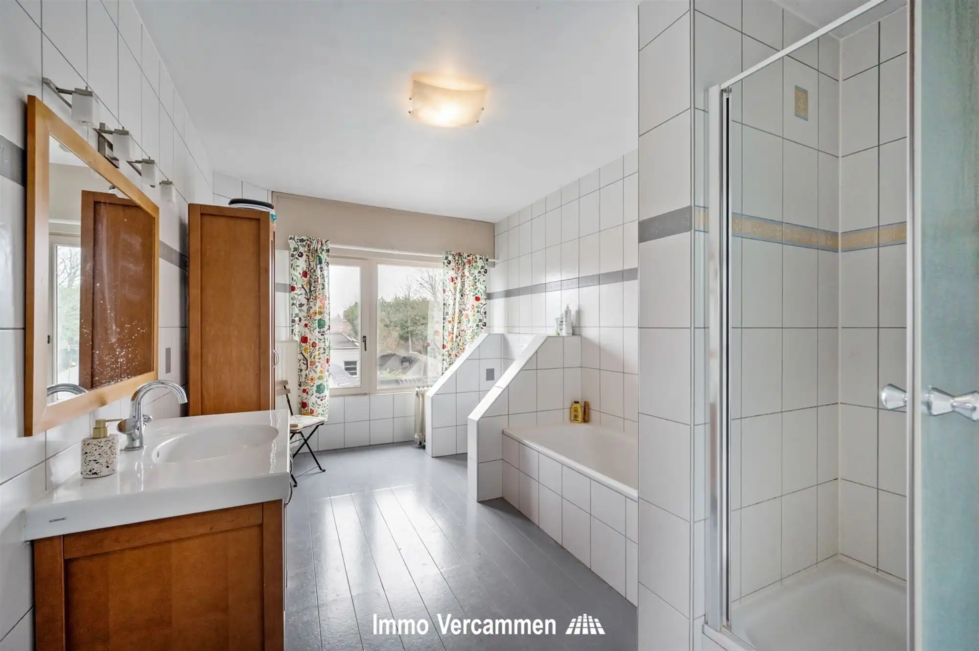 Lichtrijke woning met 3 slpks en garage te Lier foto 8