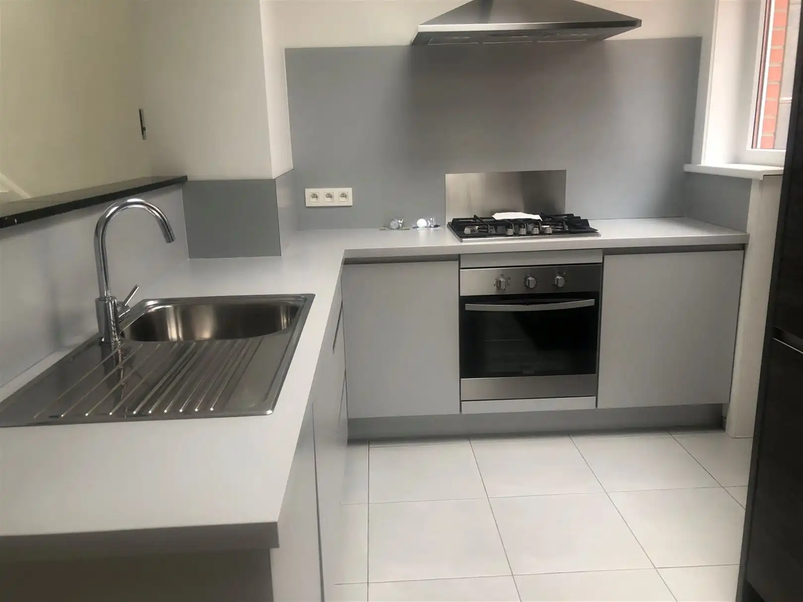 Centraal gelegen, instapklare ééngezinswoning met twee slaapkamers. foto 4