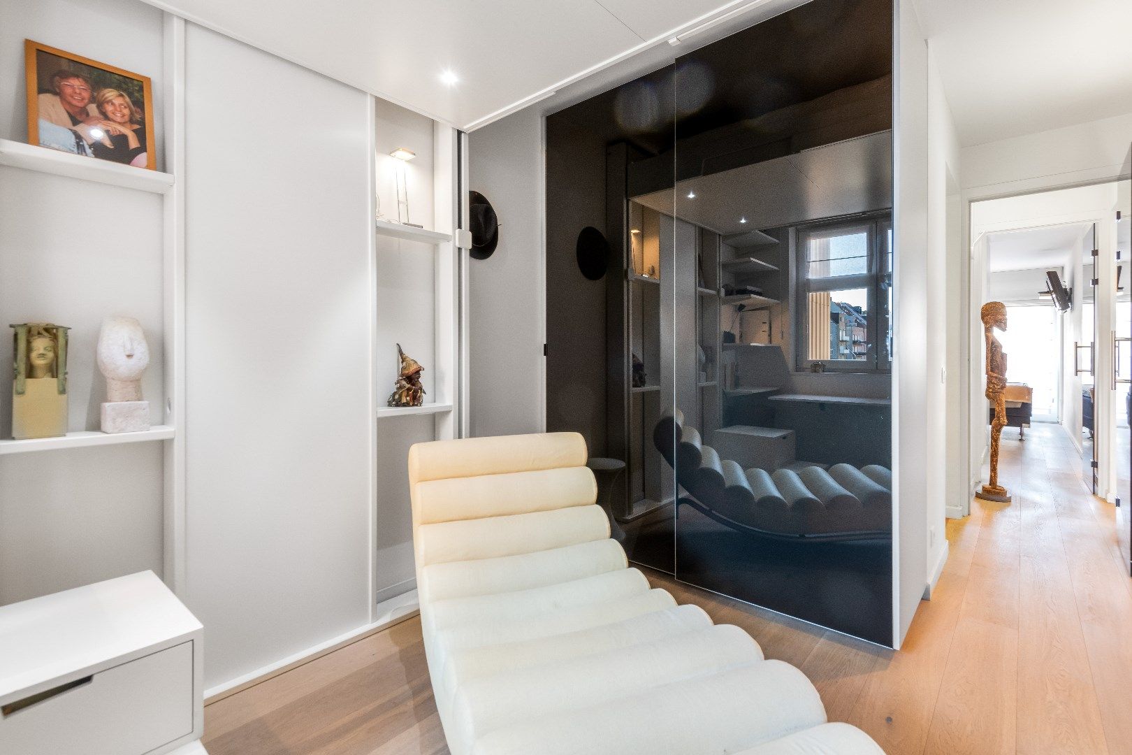 Recent appartement met 2 slpk. en een open zicht gelegen in het centrum van Knokke. foto 14