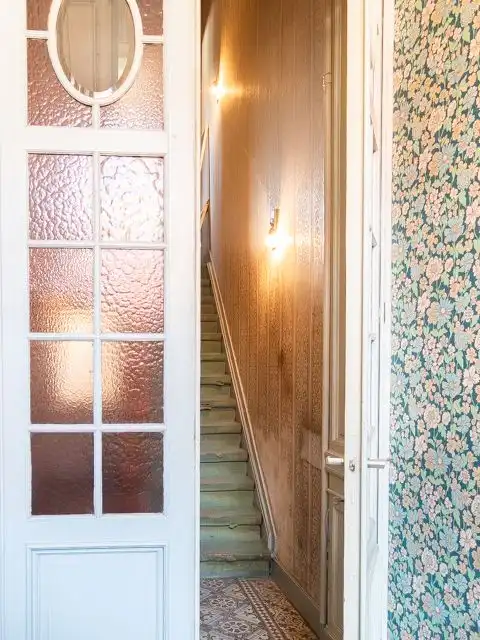 Karaktervolle herenwoning in het centrum van Wijnegem foto 2