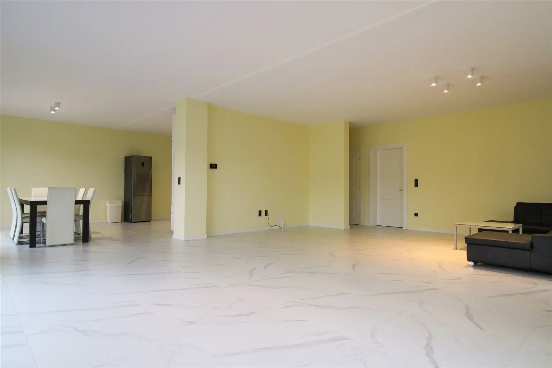 Nieuwbouwwoning met 5 slaapkamers, 2 badkamers op perceel van 8a41ca te Maasmechelen! foto 4