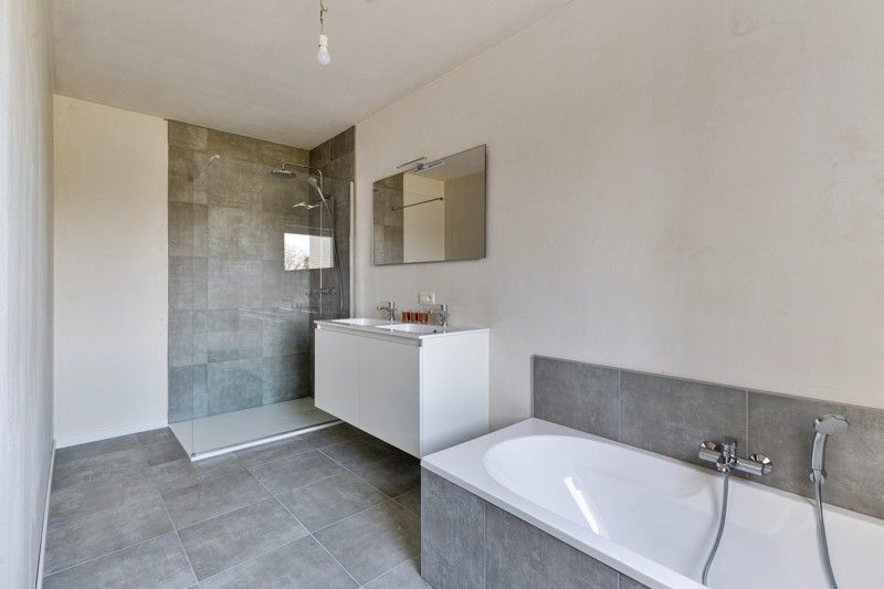 Moderne nieuwbouwwoning op 274 m² TE KOOP in Wakken! foto 20