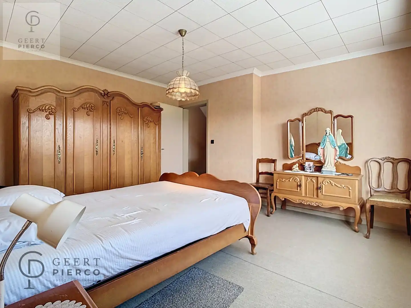 Leuke halfopen woonst op een topligging in Landen foto 17