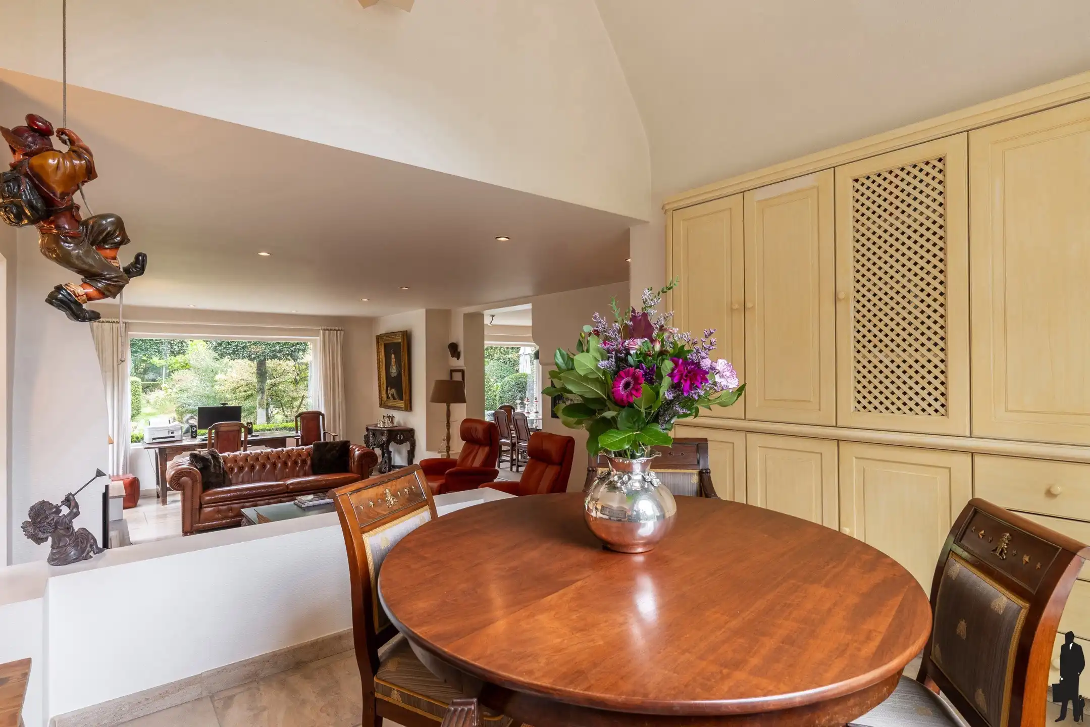 Villa met kantoor en 5 slpk. in groene rand van Turnhout foto 8