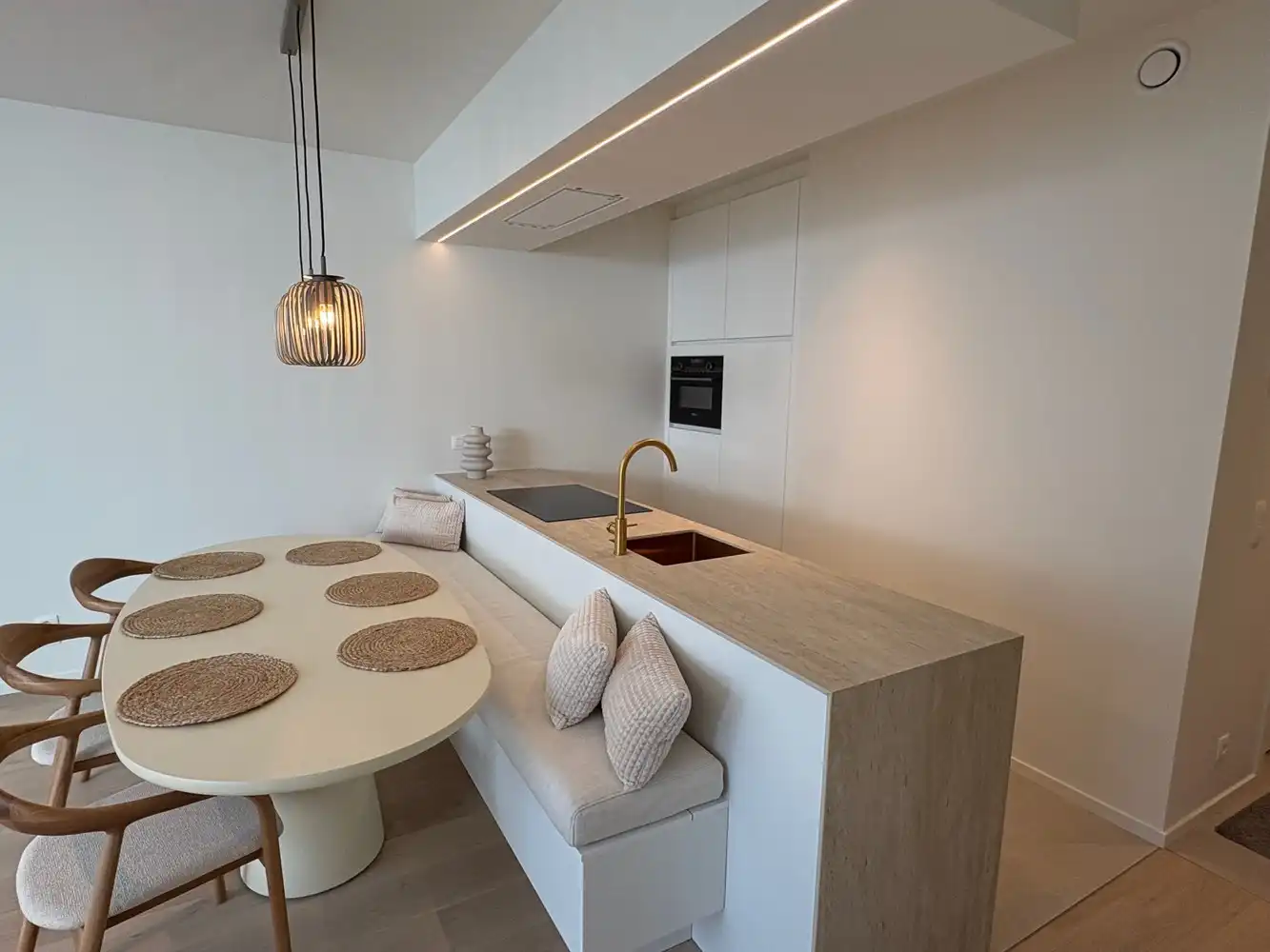 Mooi nieuwbouwappartement met 2 slk en 2 badkamers foto 11