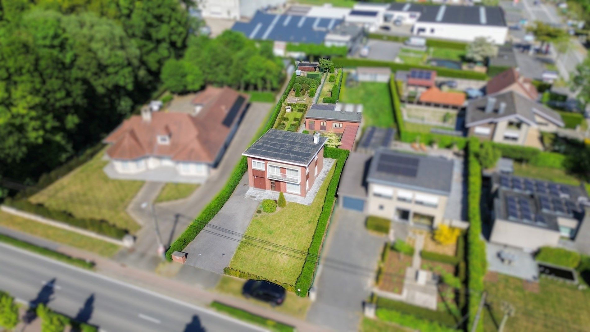 Woning op ruim perceel (1240m²), Torhout foto 2