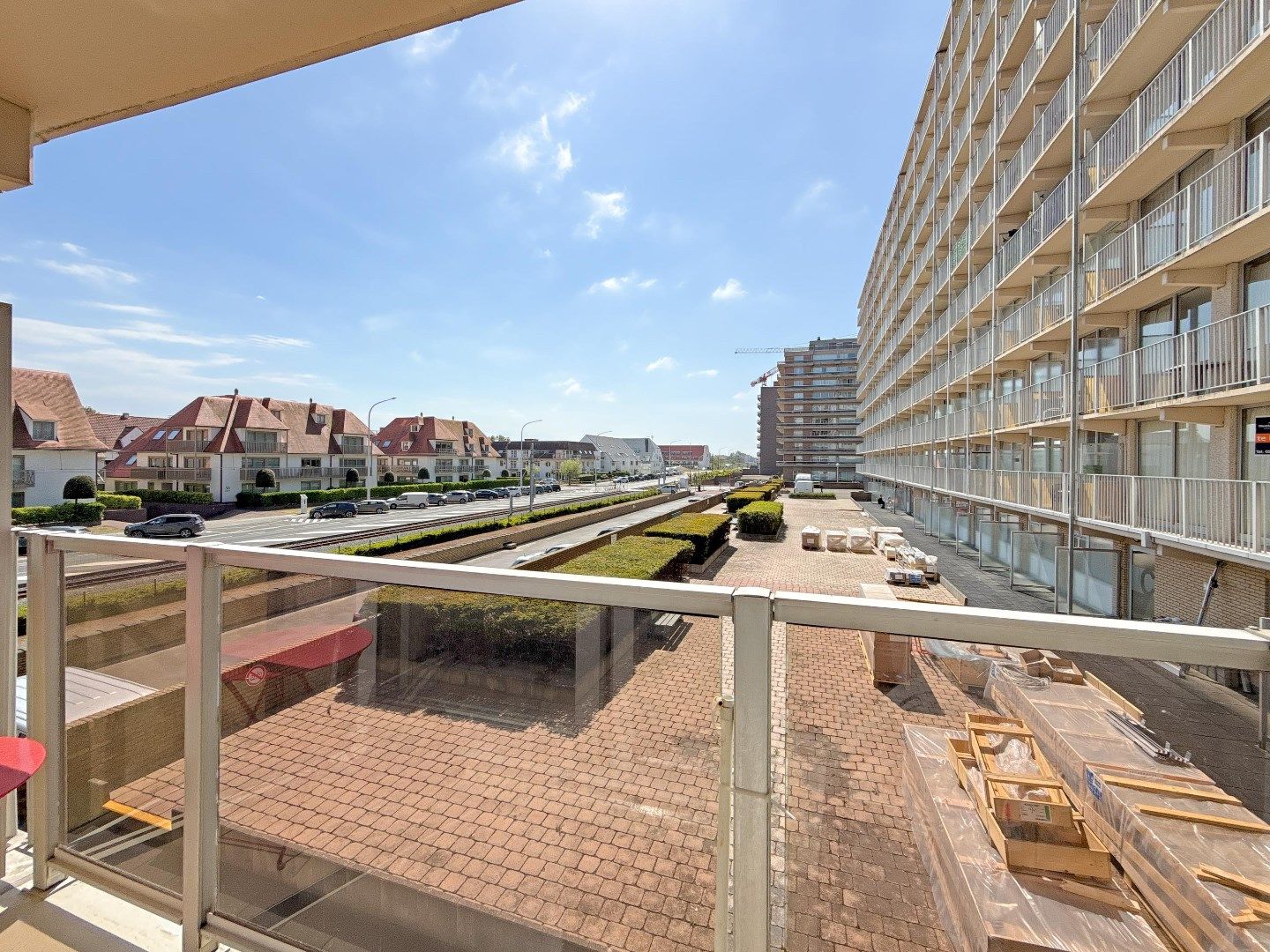Instapklare gemeubelde studio (30 m²) met terras te Nieuwpoort-Bad. foto 5