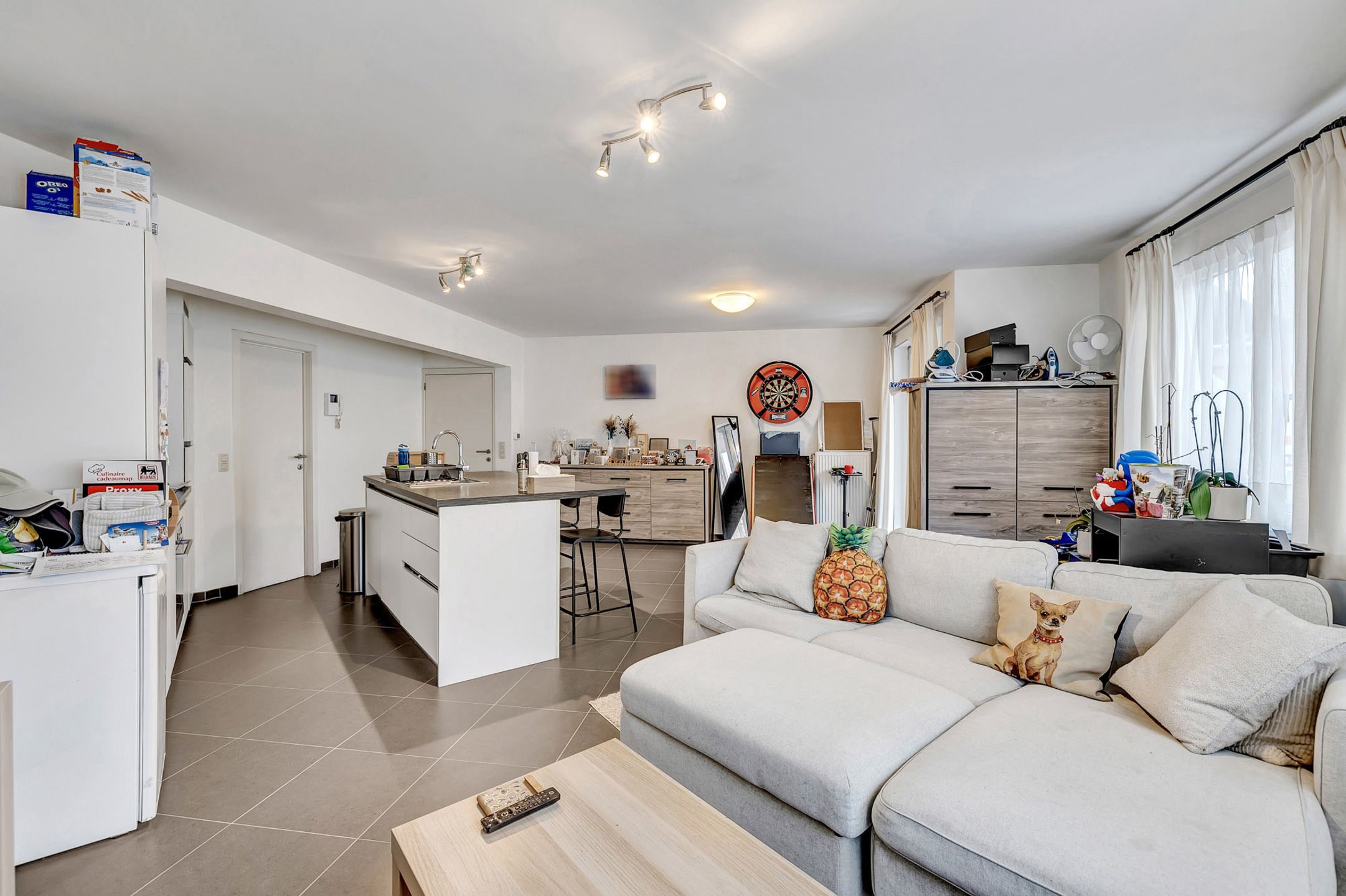 Instapklaar appartement met terras en overdekte staanplaats foto 4