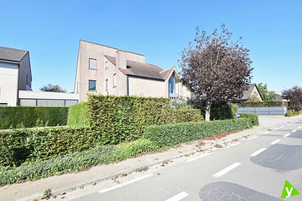 Ruime woning nabij het centrum van Waarschoot foto 29