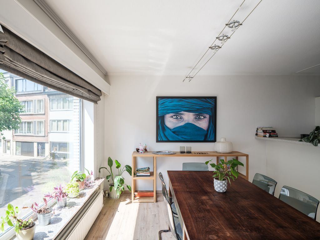Lichtrijk 2 slpk appartement met terras nabij het station Gent-Sint-Pieters foto 7