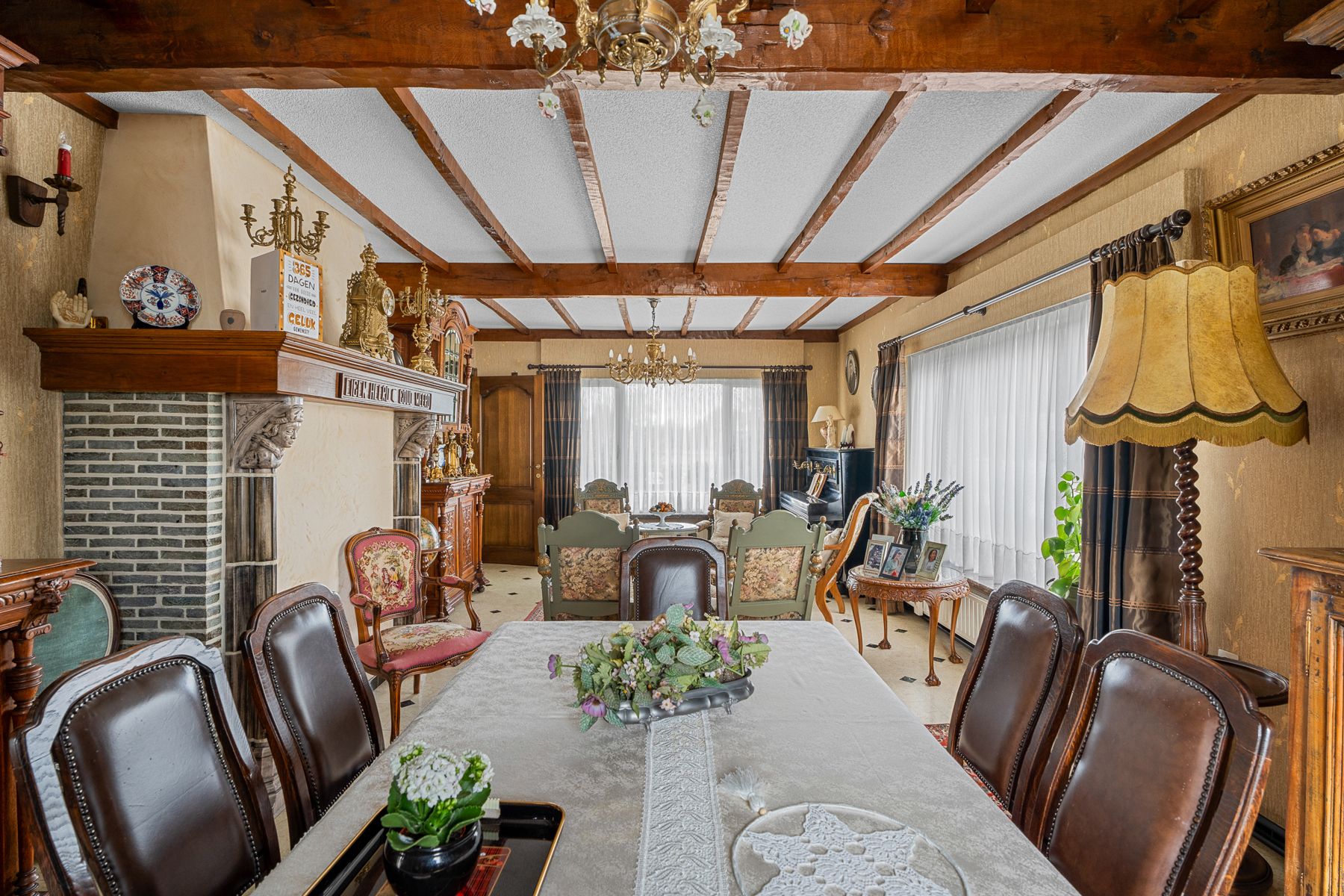 Vrijstaande woning met uitbreidingsmogelijkheden op 938m2! foto 3