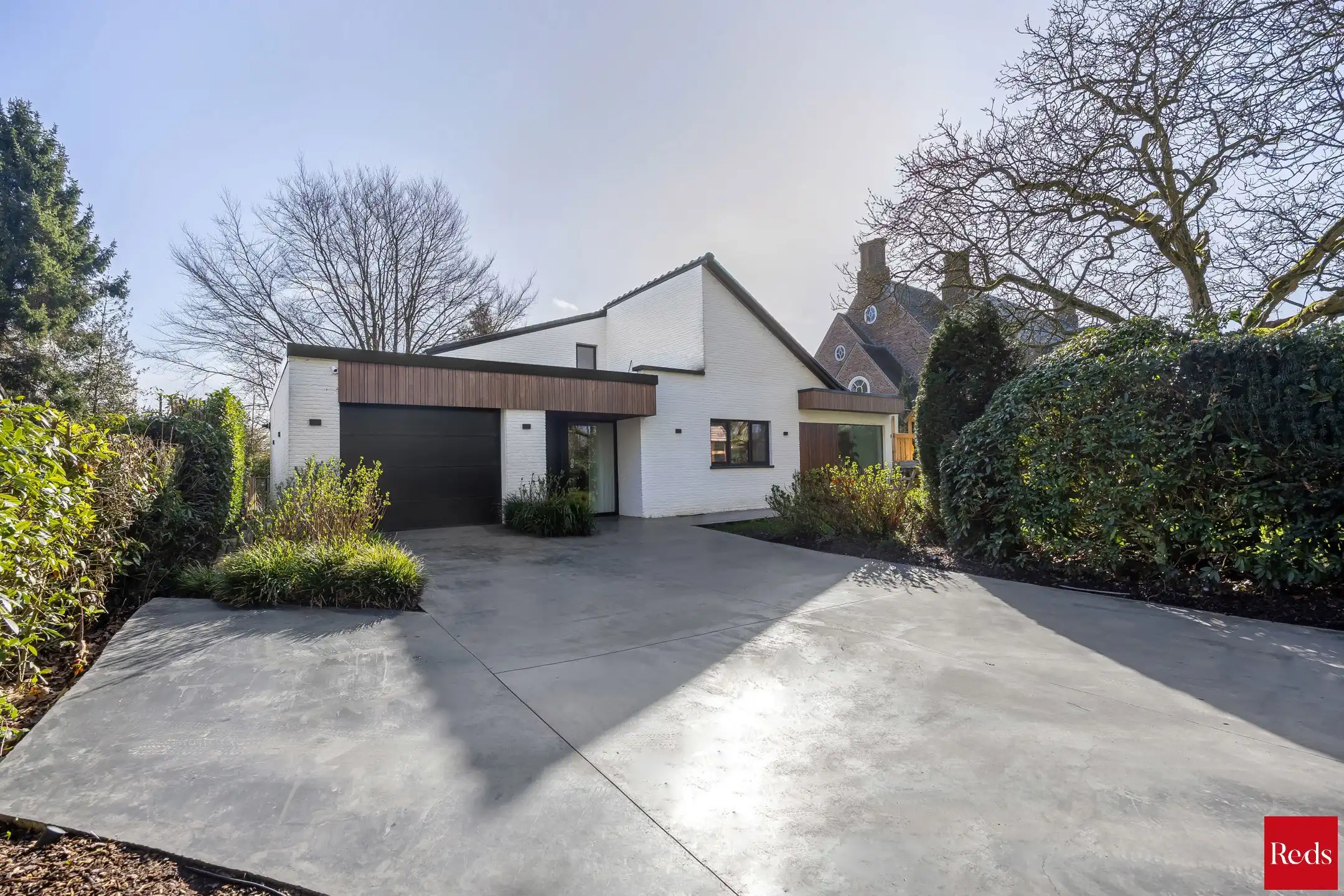 Stijlvolle, energiezuinige woning met rondom heerlijke tuin  foto 3