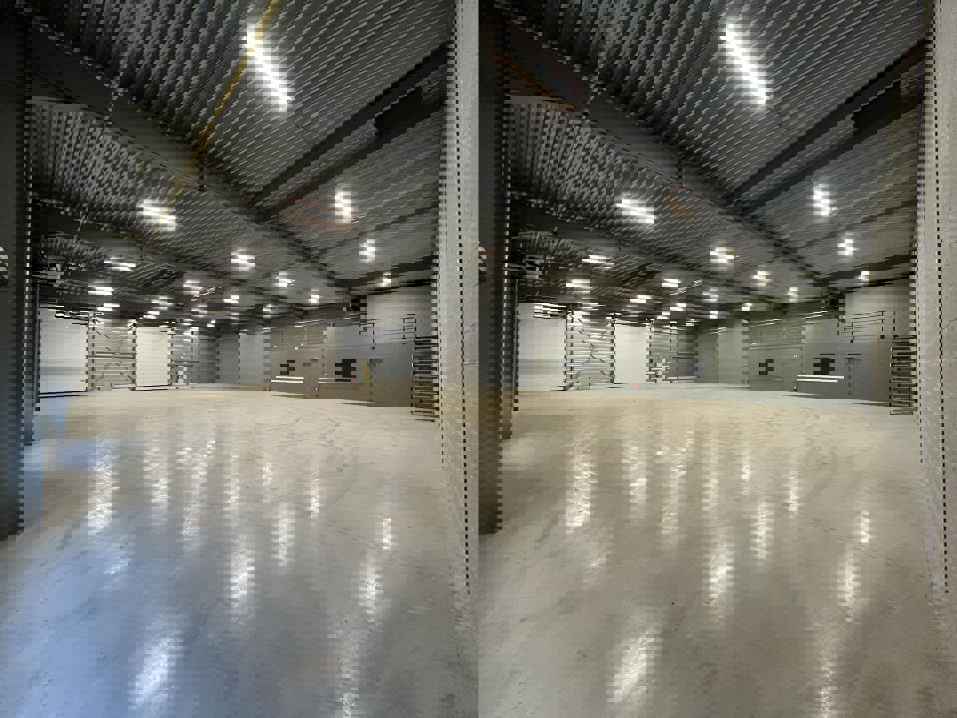 CENTRAAL GELEGEN MAGAZIJN VAN 300M² foto 3