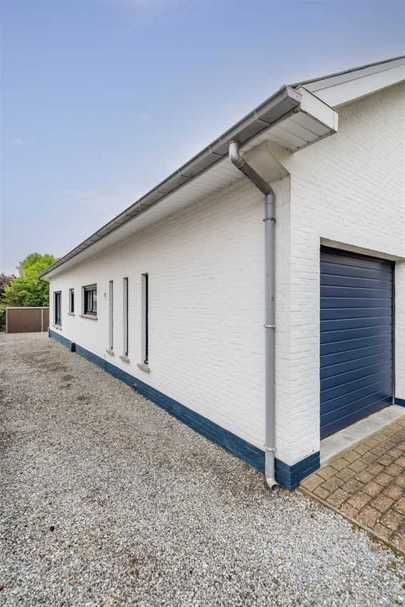 Te renoveren woning met 4 slk. in het hart van Averbode foto 35
