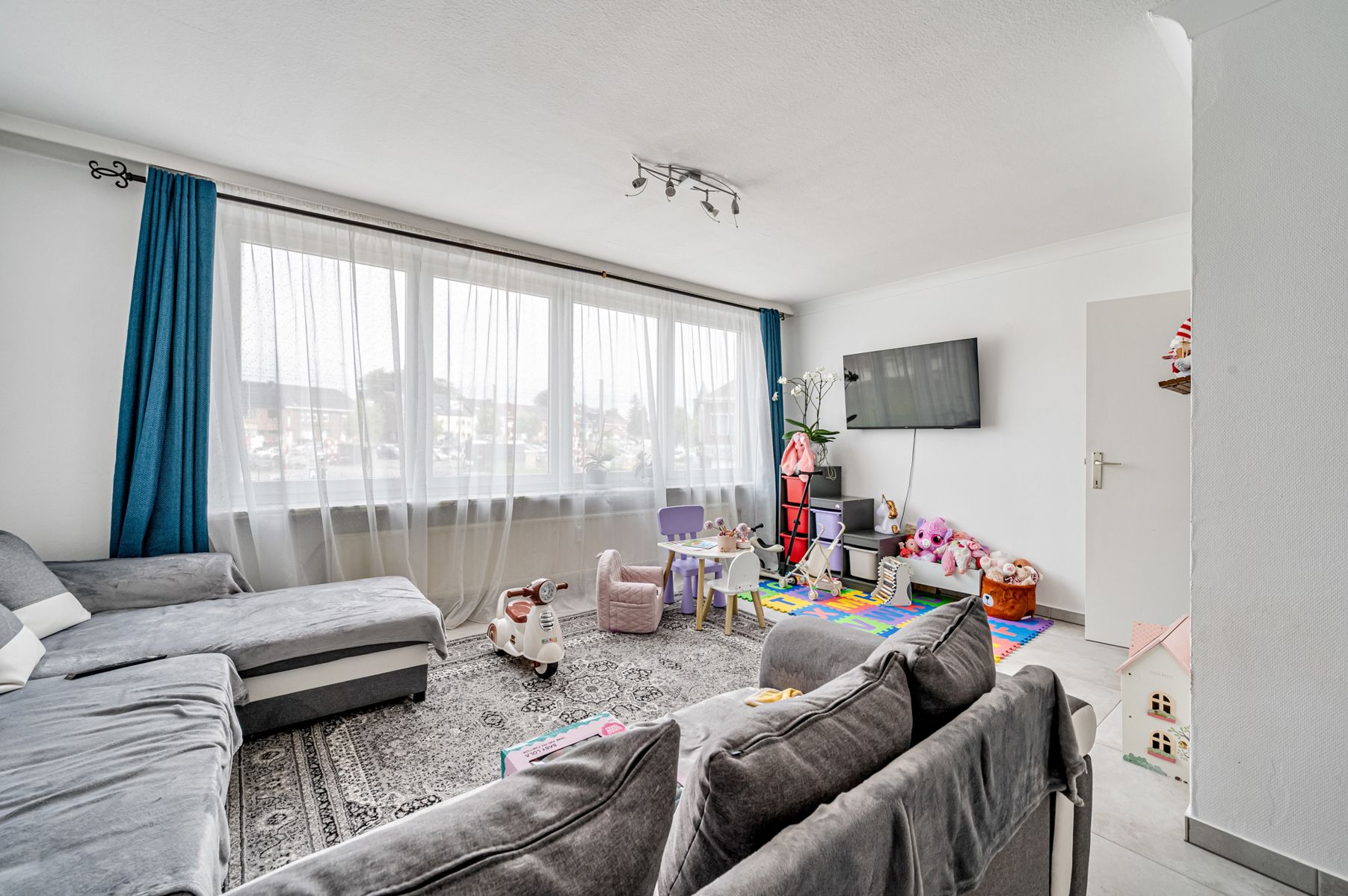 Gerenoveerd appartement met 1 slaapkamer en terras foto 5